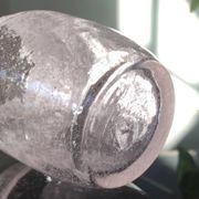Vase artisanal en verre bullé rose/transparent