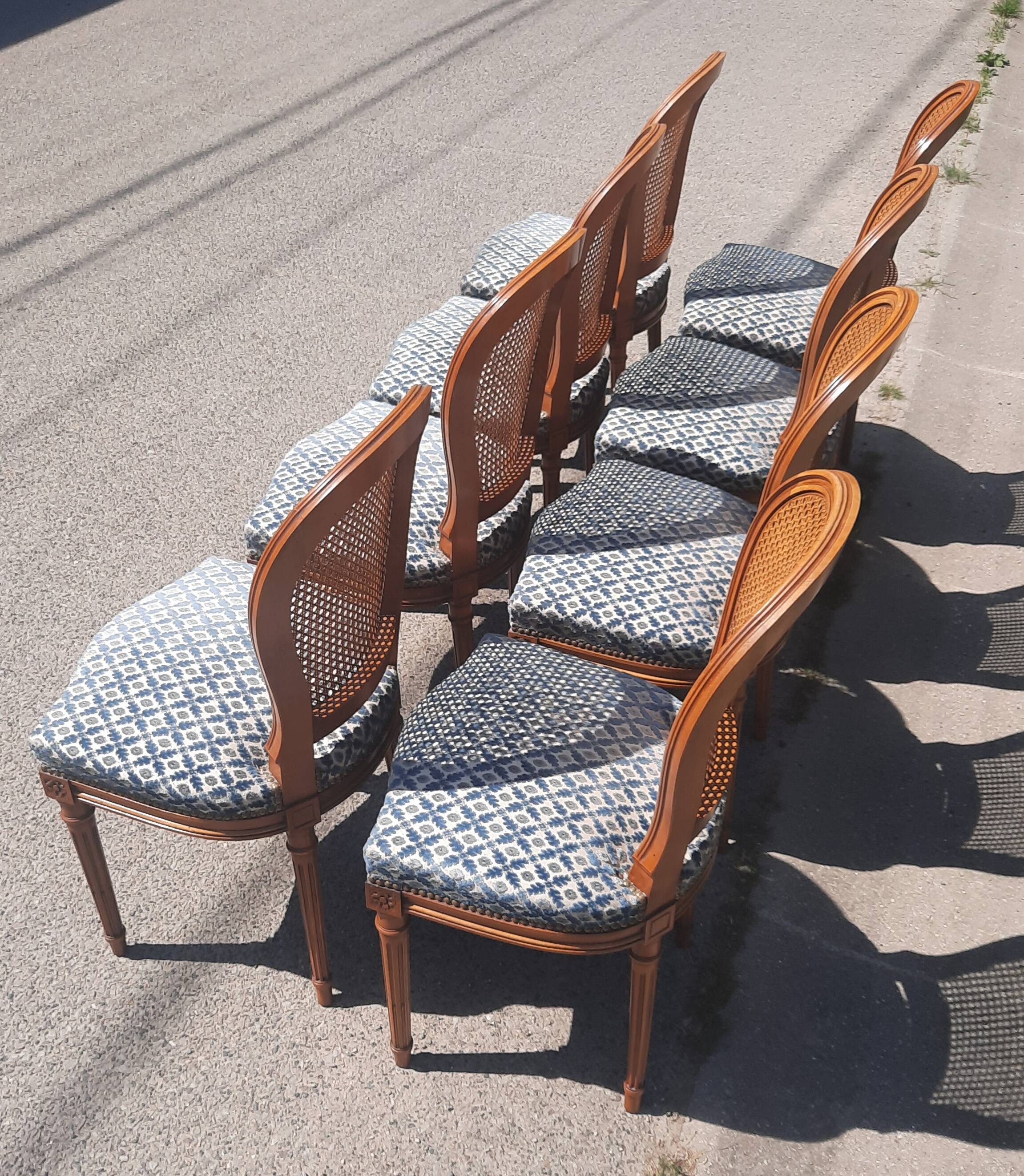 Set of 8 Louis XV style chairs