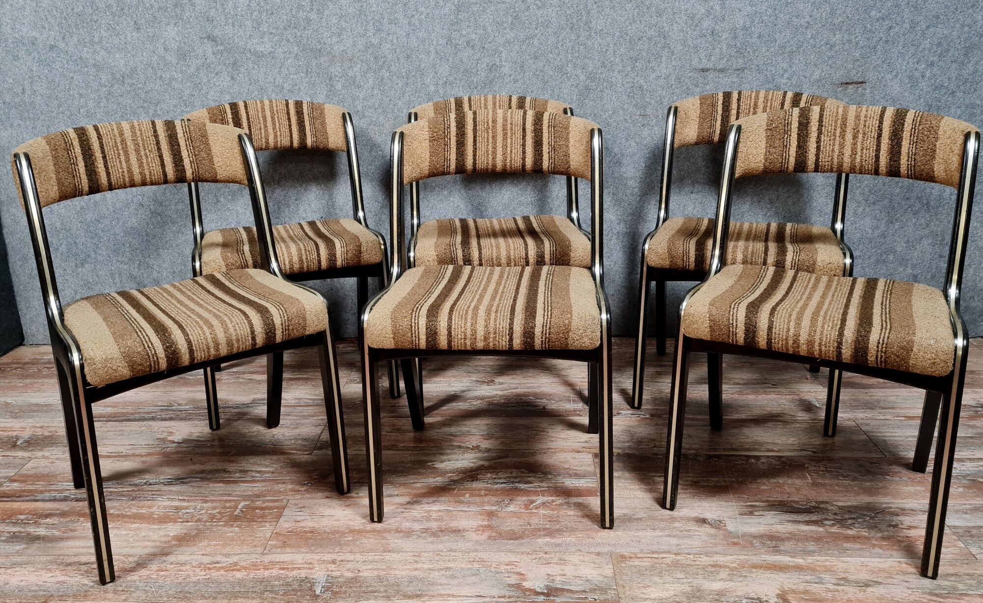 Series of 6 Baumann Vintage gondola chairs in solid wood and chromed metal 60s-70s