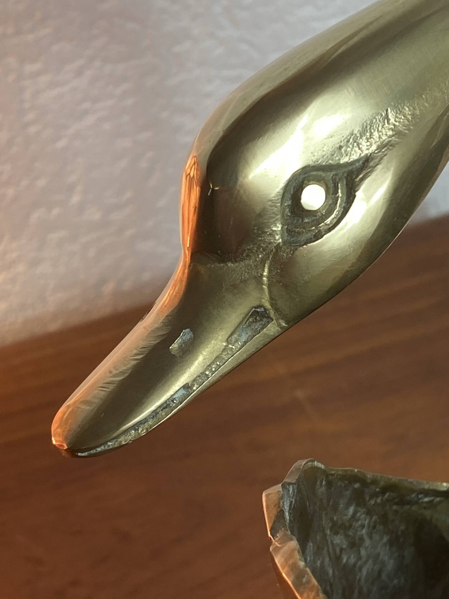 Vase cygne en laiton massif