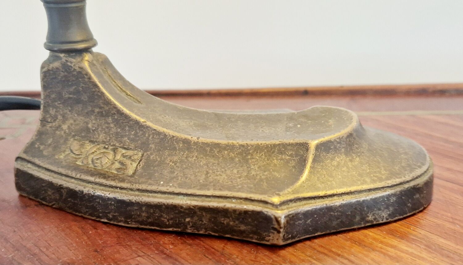 Art Nouveau style lamp