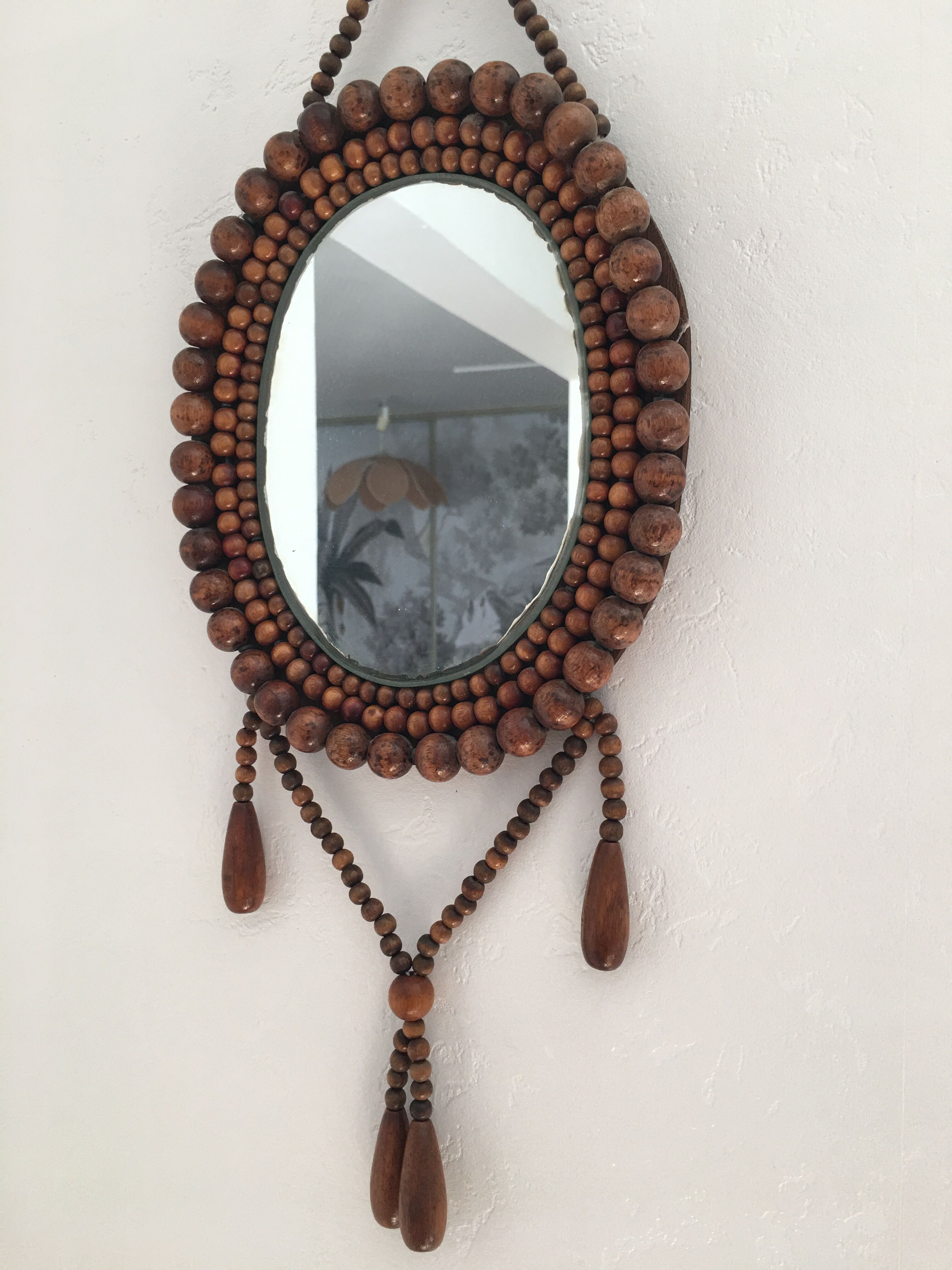 Vintage bohemian mirror in wooden beads - 22x26cm