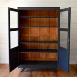 Glass cabinet