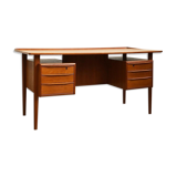 Mid-century danish teak desk by Peter Løvig Nielsen for Hedensted Møbelfabrik