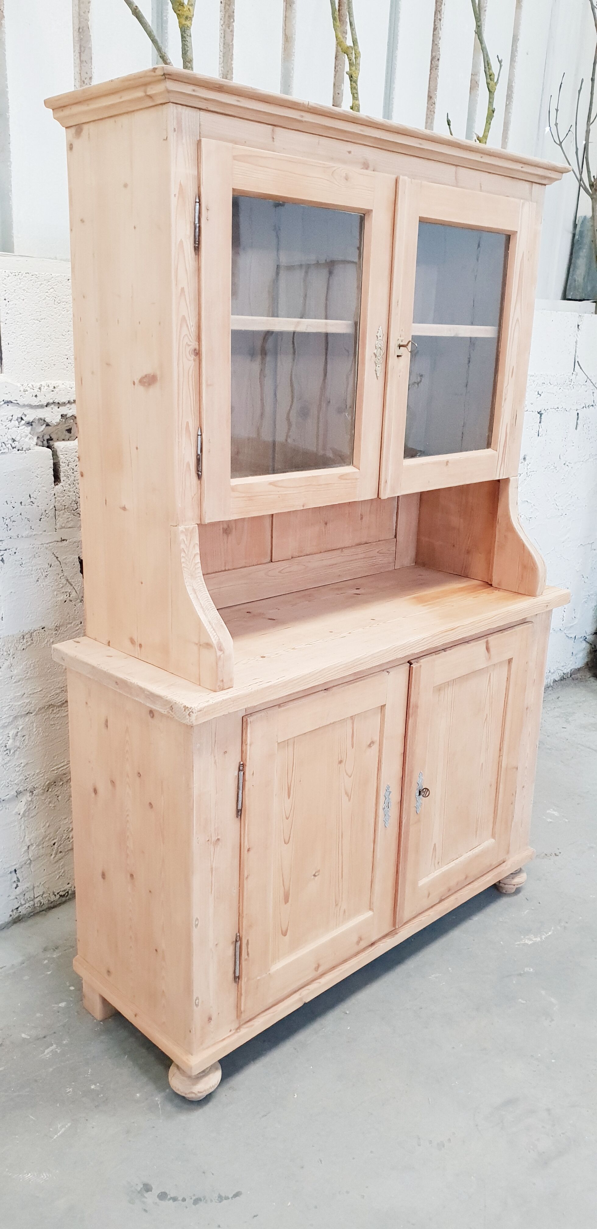 Buffet dresser 2 body old