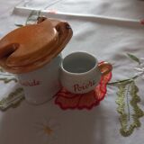 Salt and pepper shaker