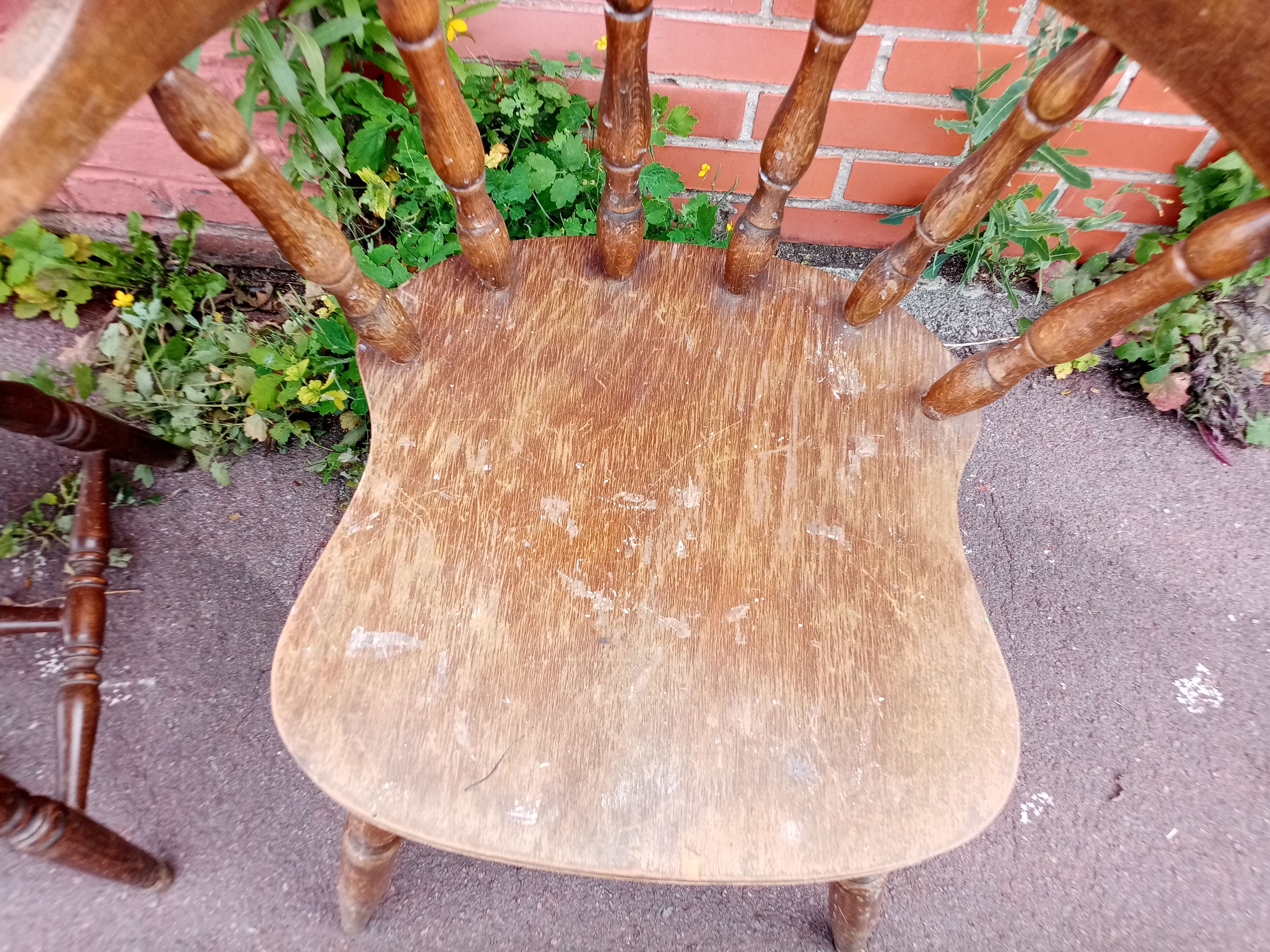 Western chair varnished wood