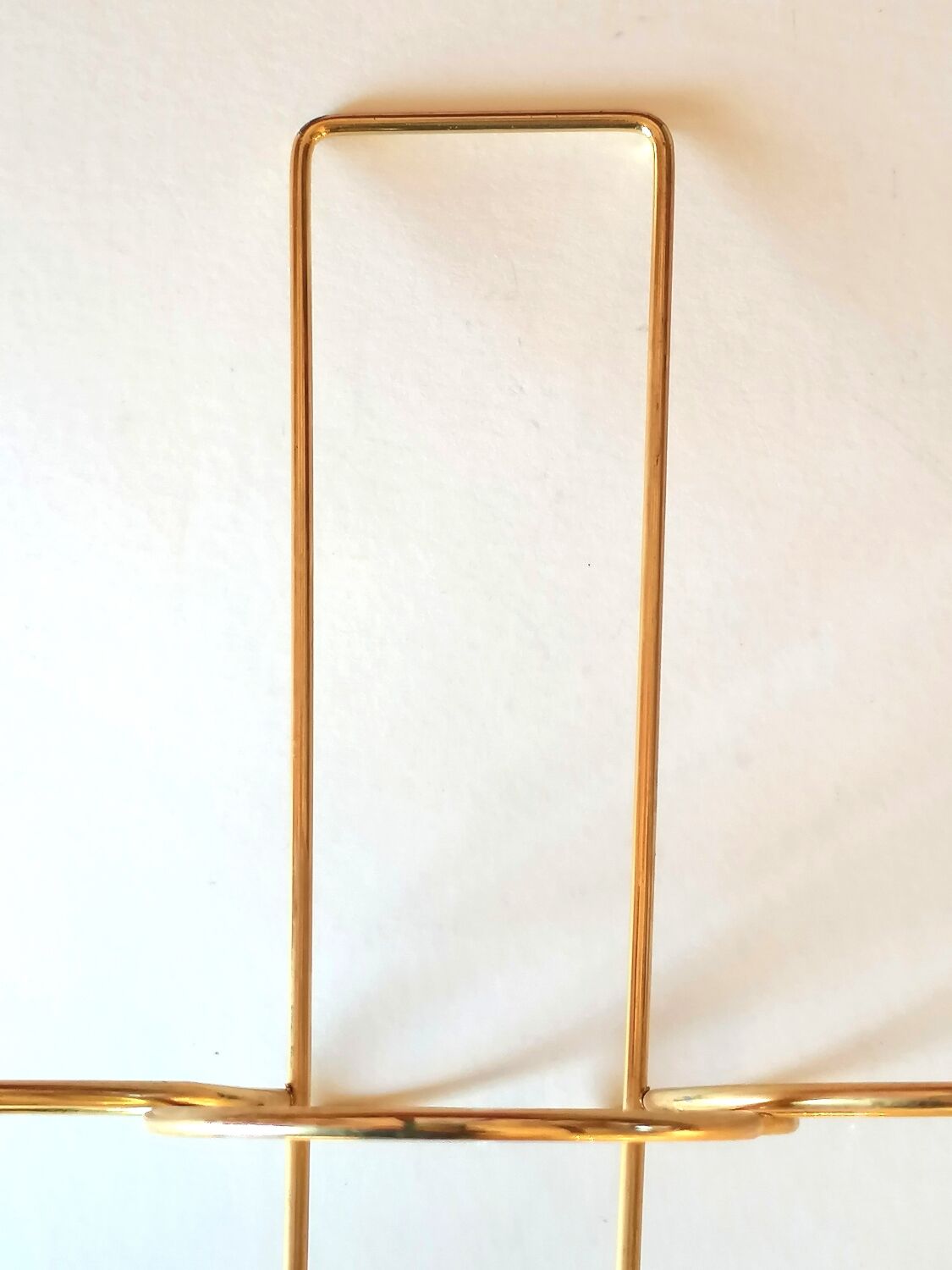 Servant salt shaker pepper golden metal