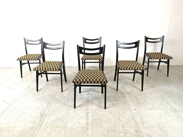 Chaises de salle à manger italiennes du milieu du siècle, 1970