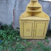 Corner buffet