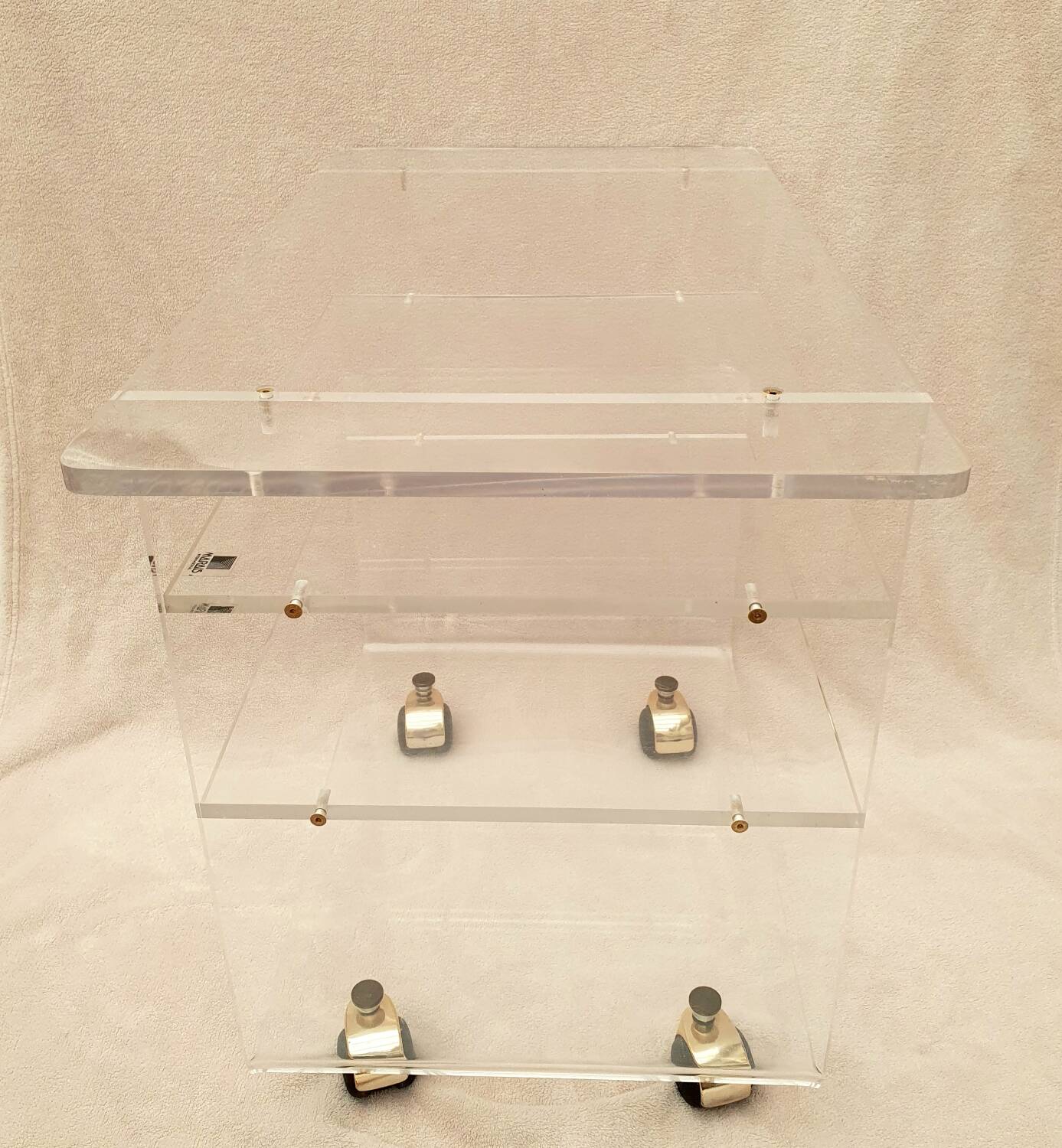 Meuble hi-fi  plexiglas Marais International