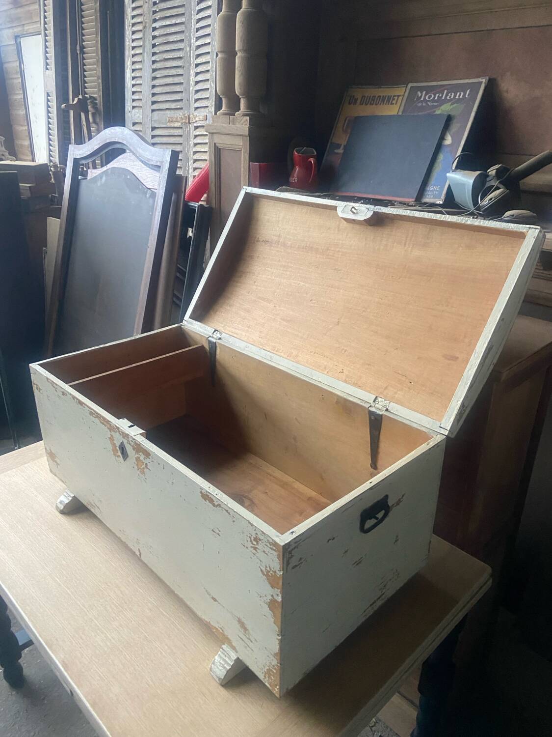 Coffre en bois