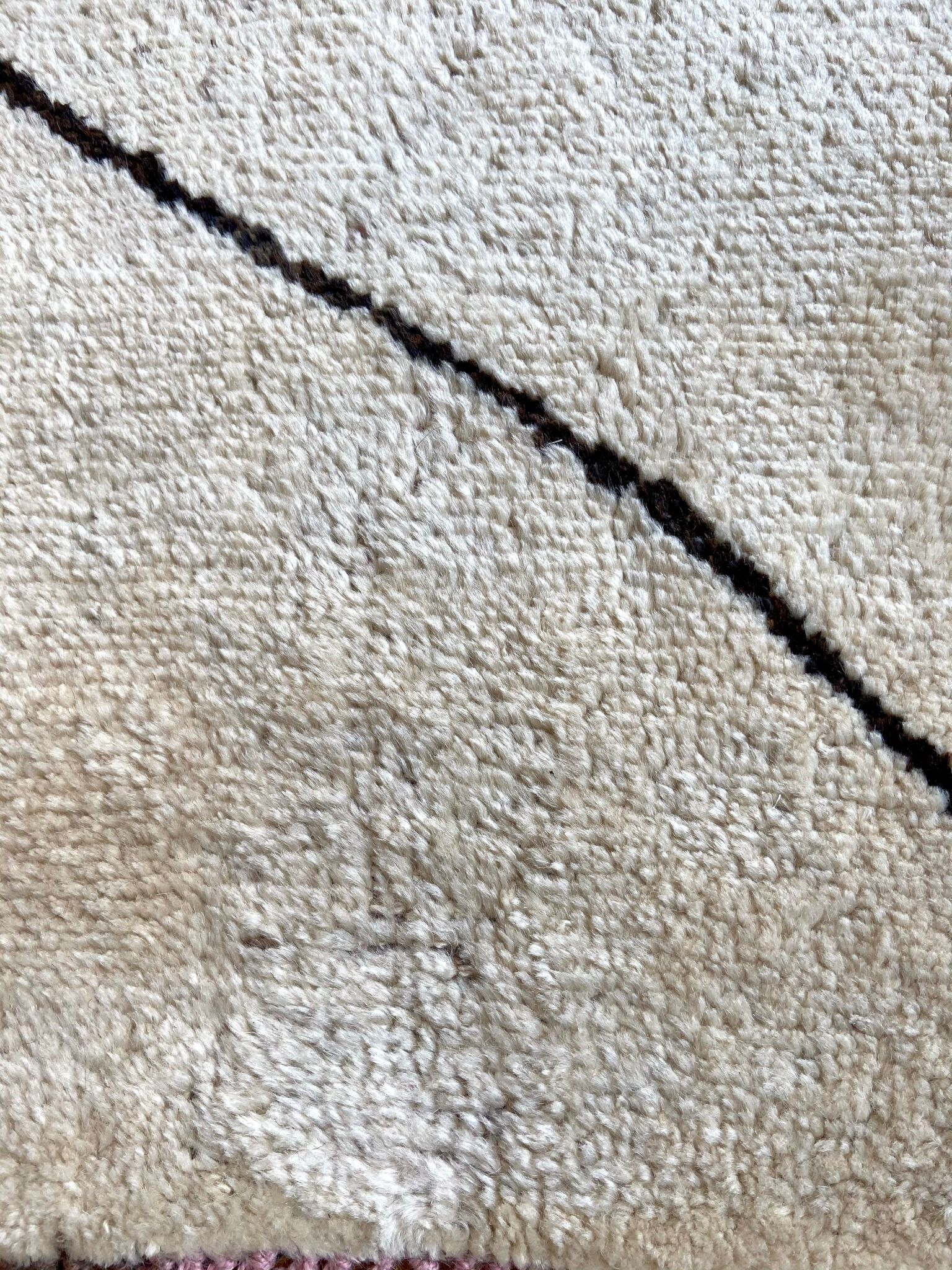 Berber carpet 251 x 172 cm