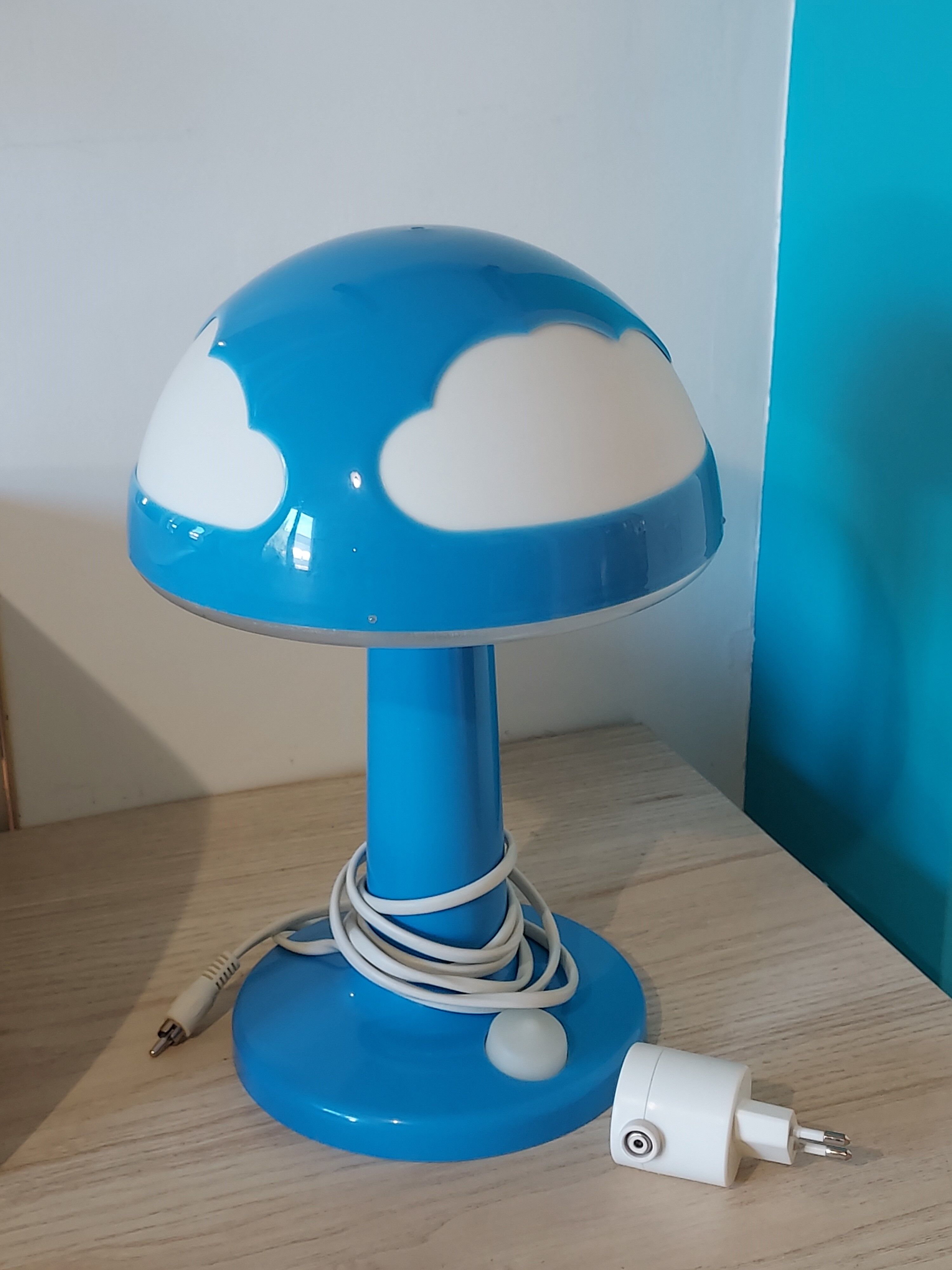 Lampe ikea Skojig bleue
