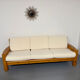 Canapé en pin massif et bouclette design scandinave des années 70