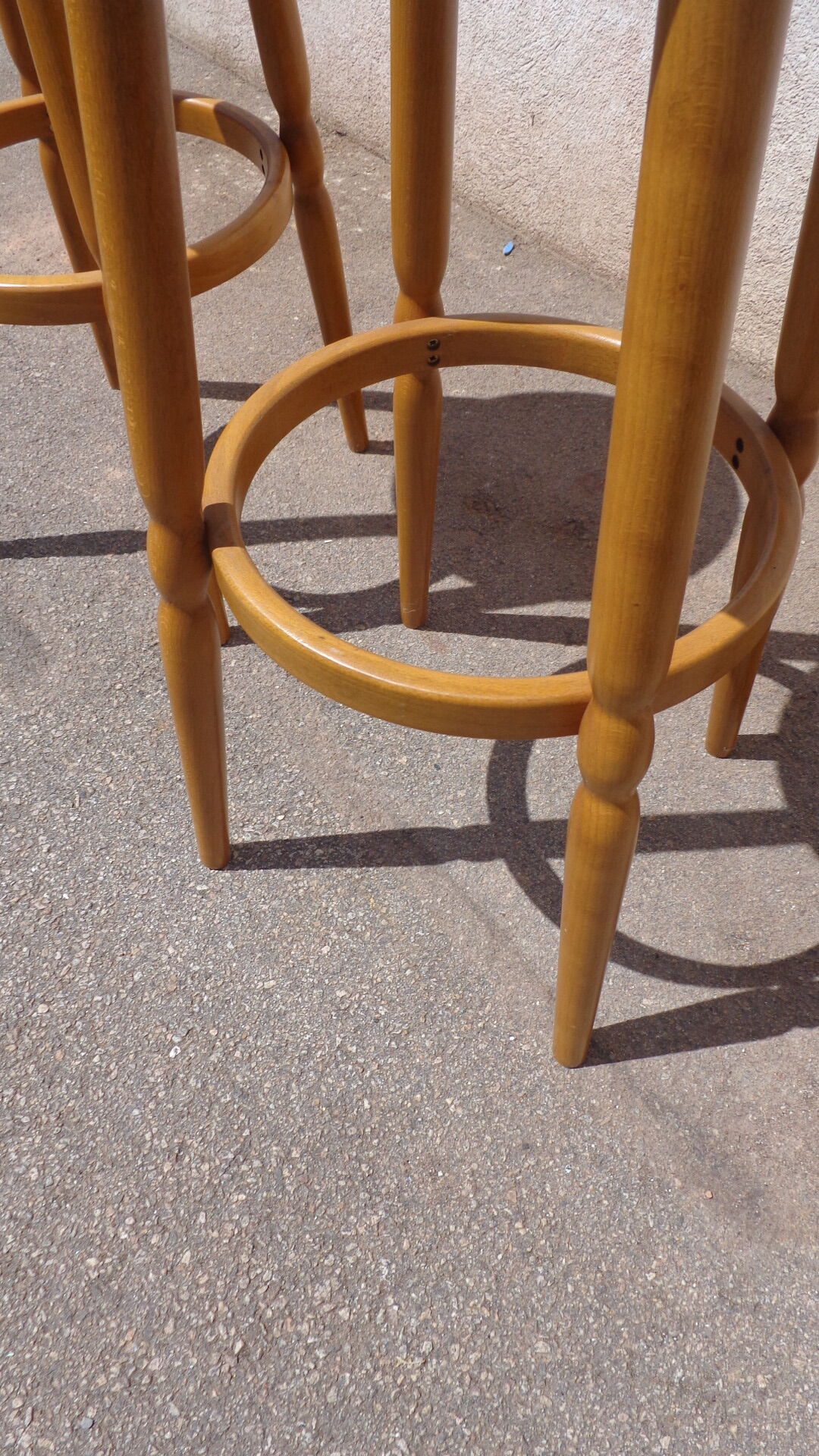 Paire de tabourets hauts Baumann