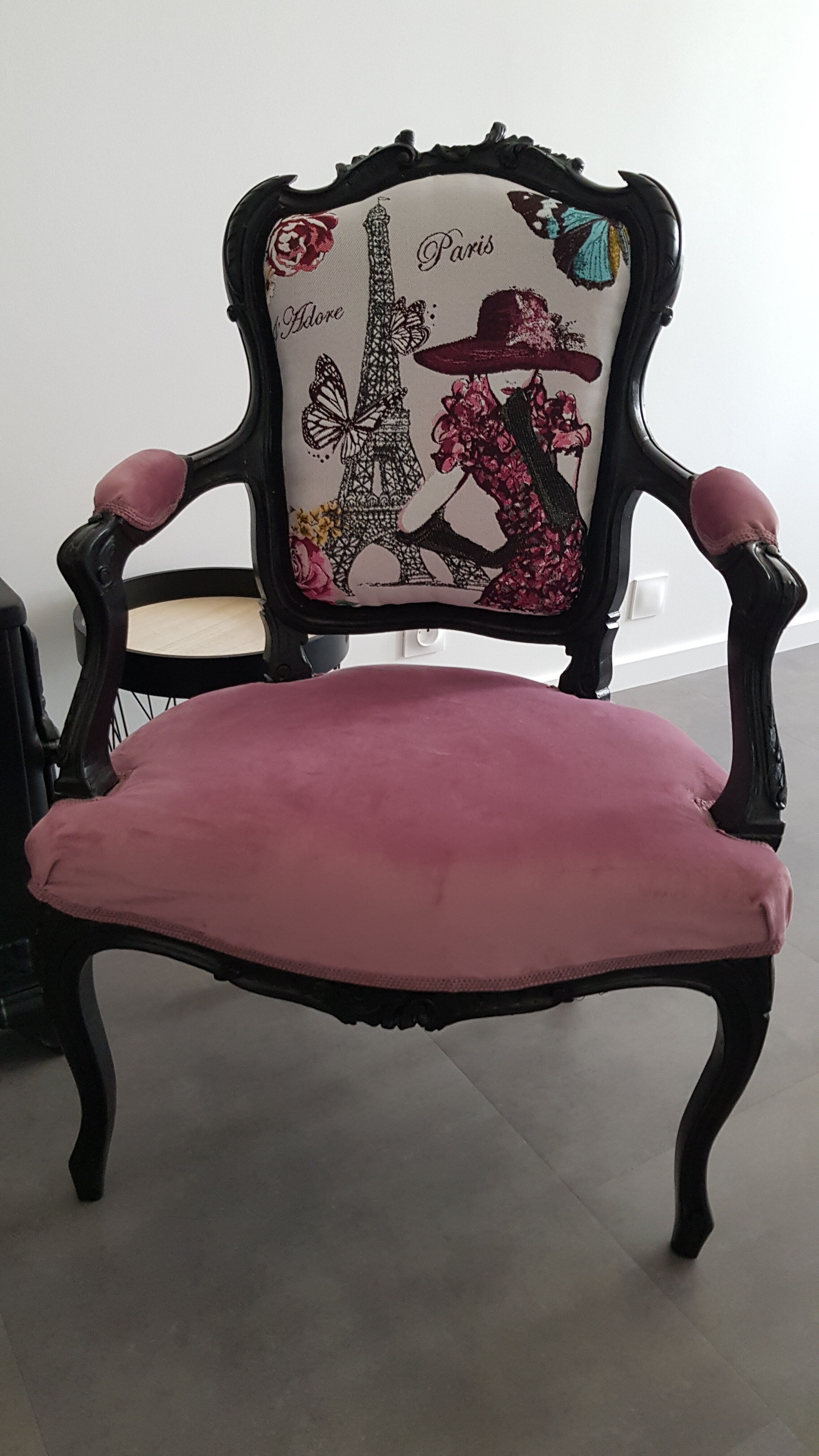 Louis XV armchair renovated and restyled "I love Paris"