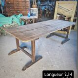 Trestle table