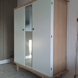 Armoire vintage années 60 relookée