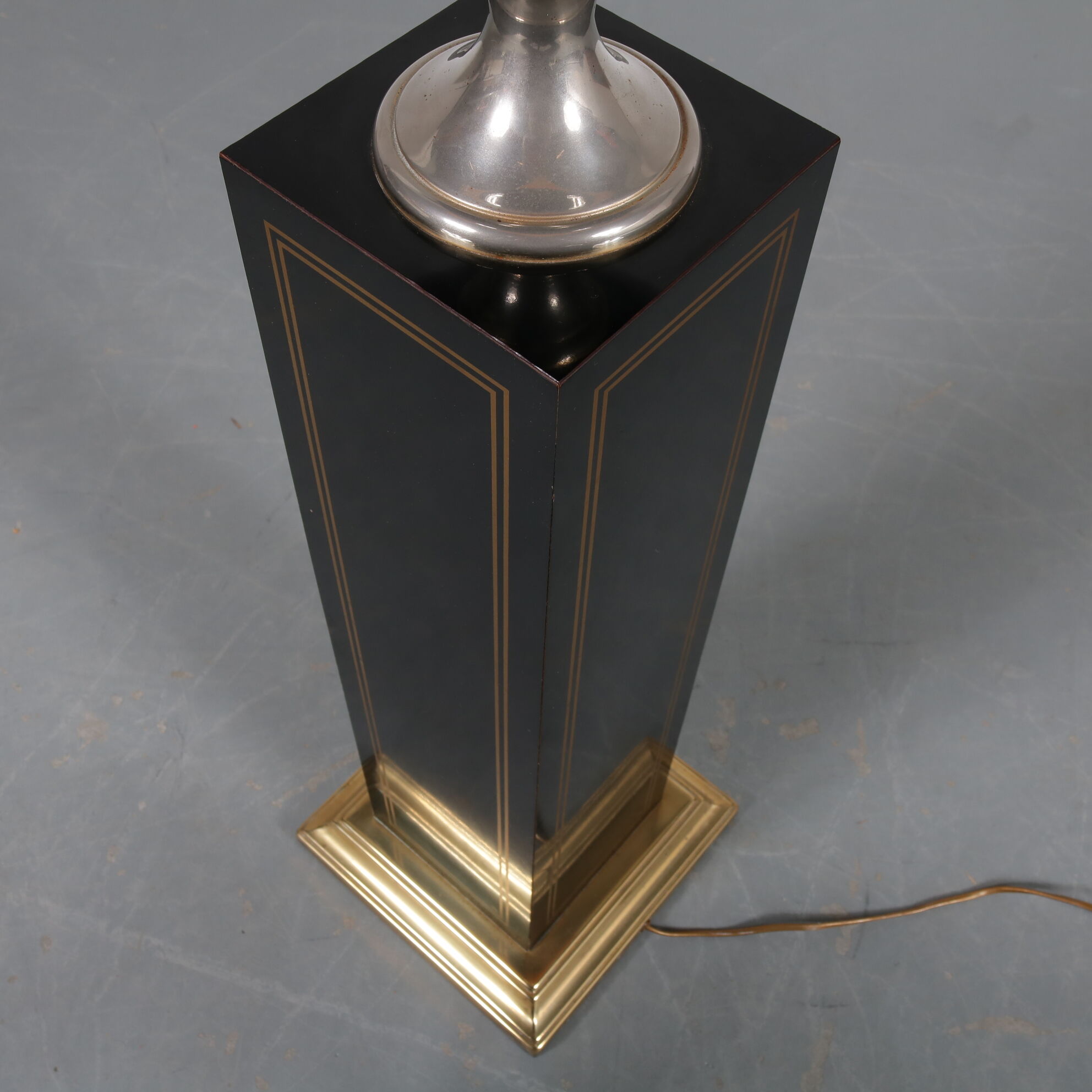 1970s Floor lamp, manufactured by maison Barbier in France