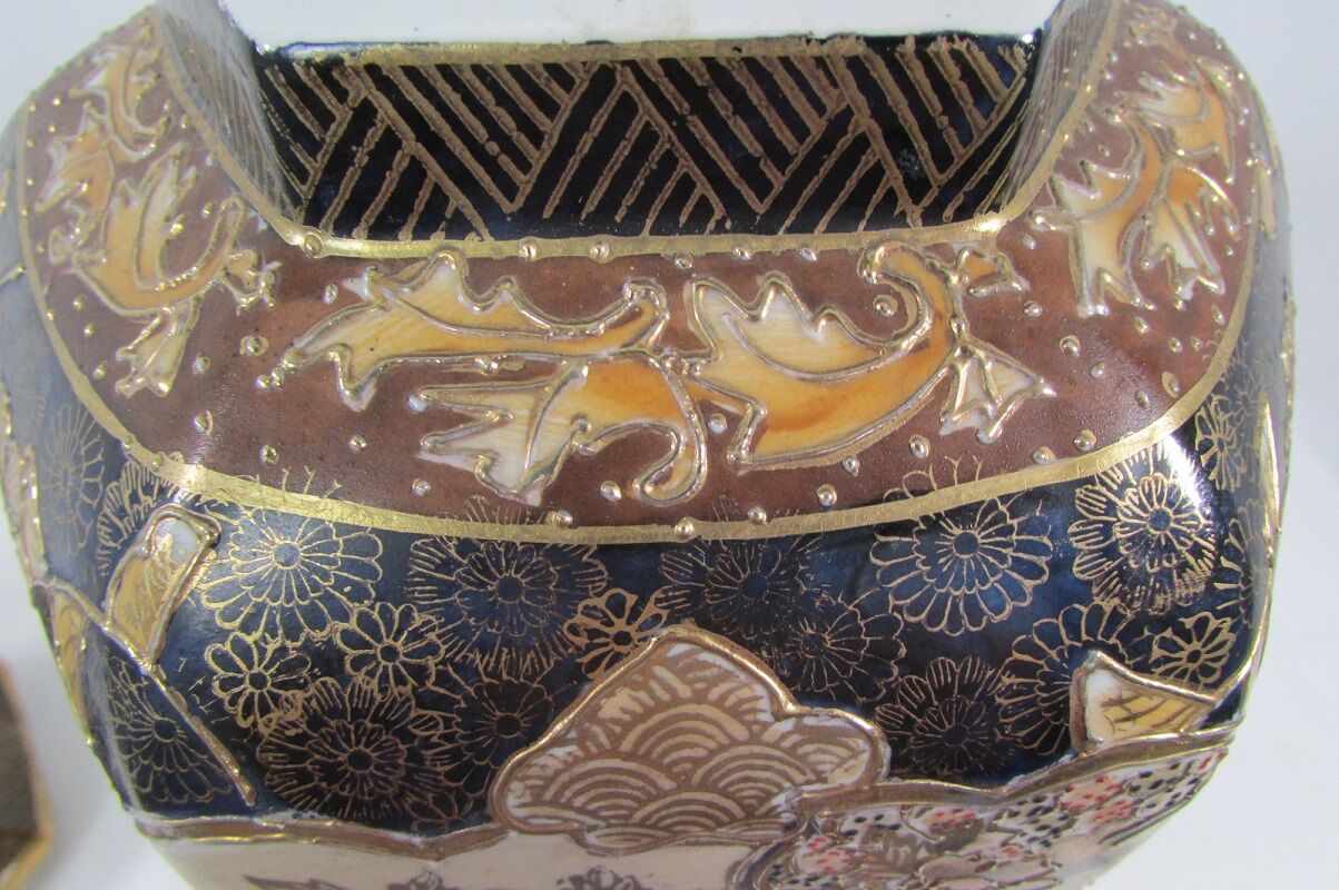 Vase, Chinese covered pot 1980s