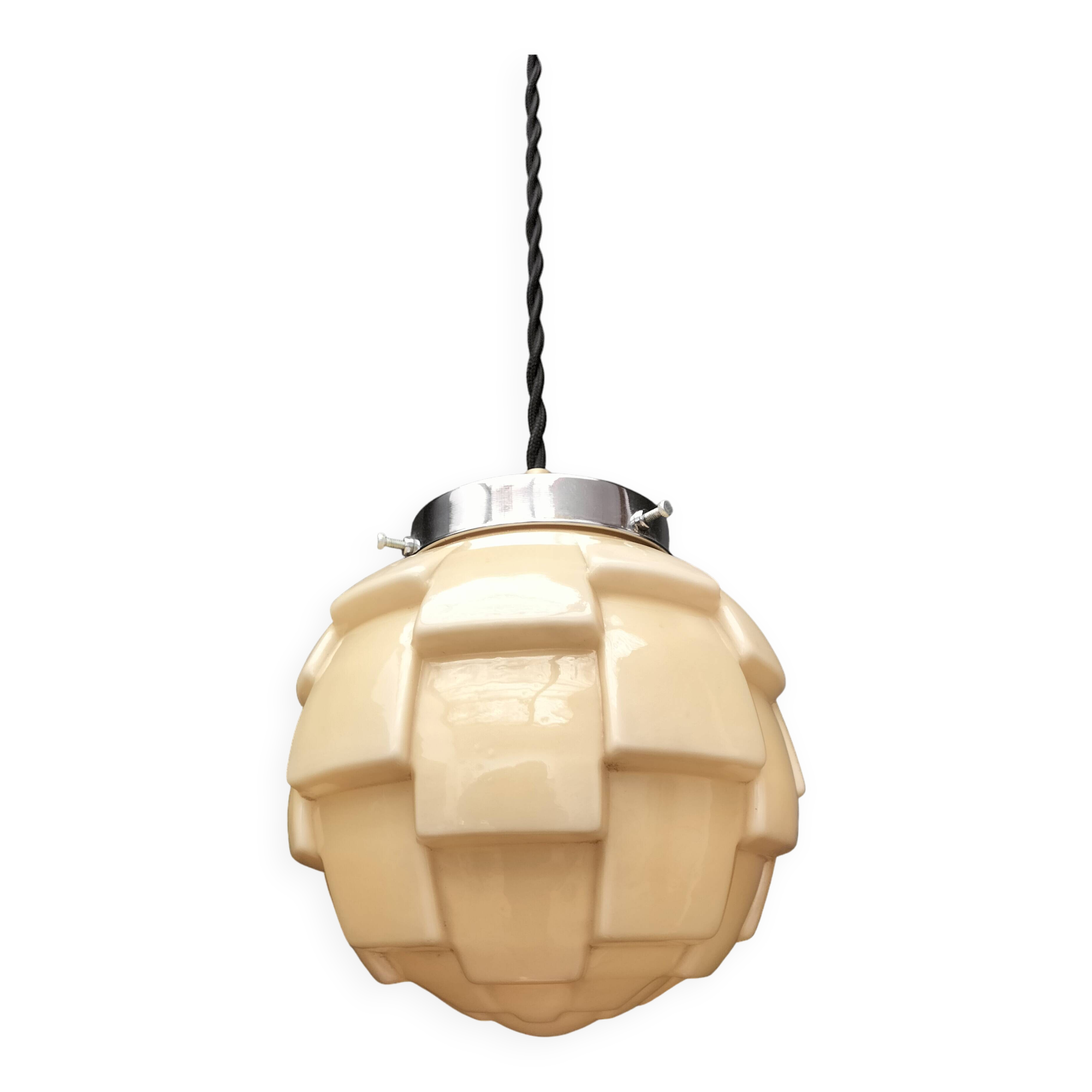 Art deco suspension