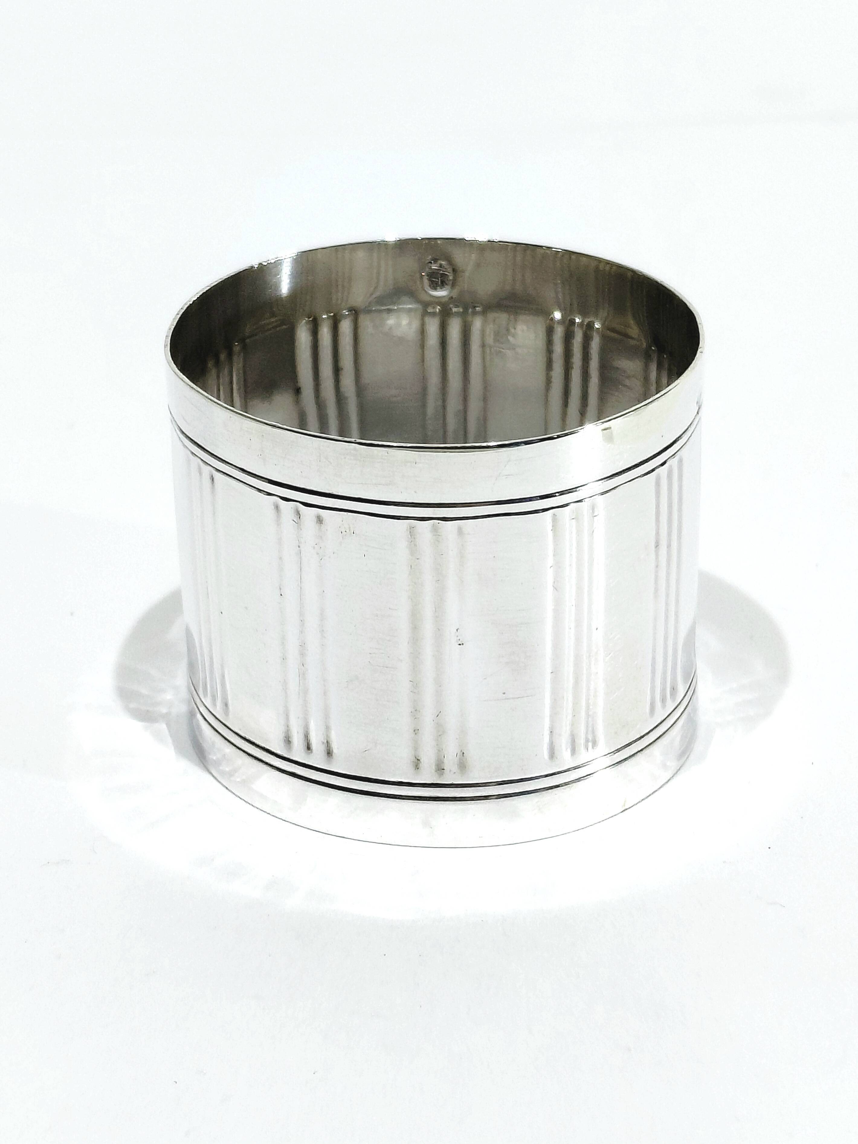 Rond de serviette en argent