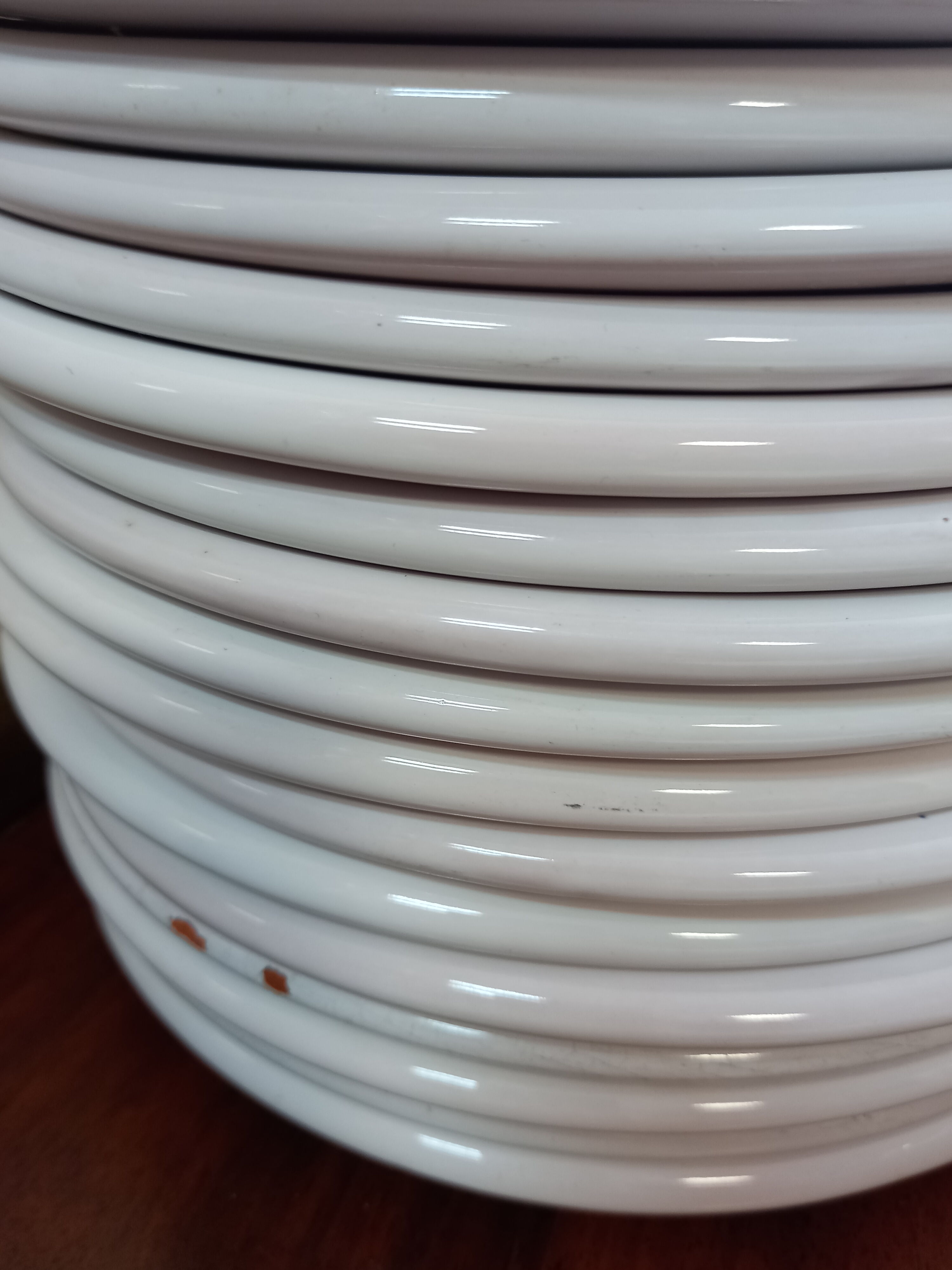 A sandstone table service