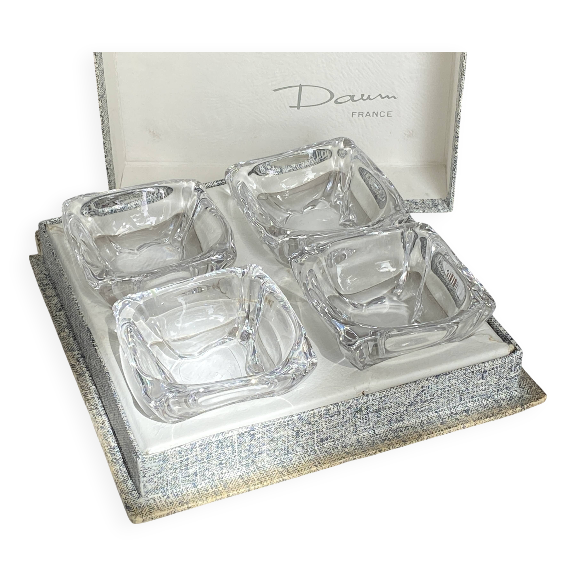 4 individual salt cellars in Daum Crystal, France