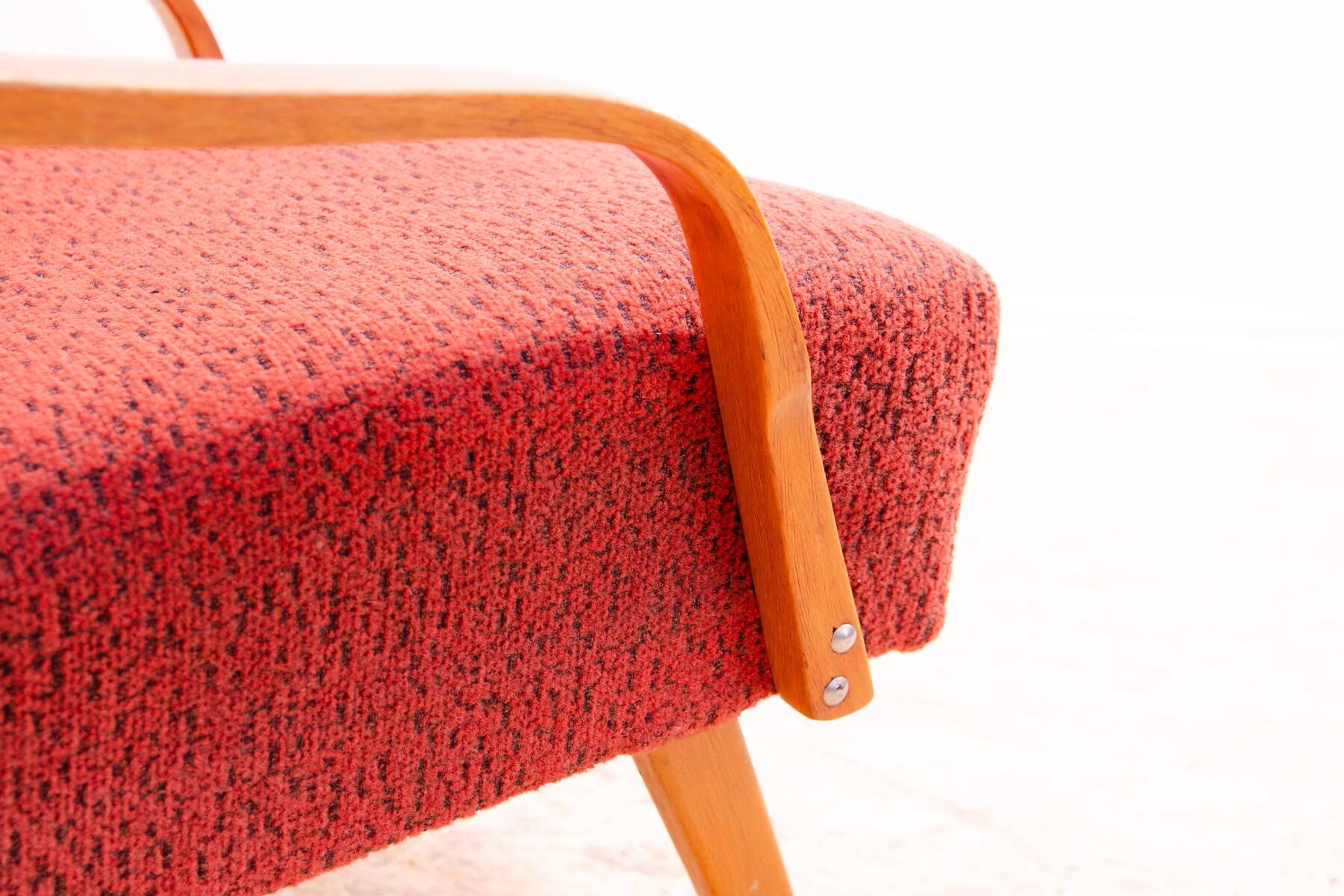 Paire de fauteuils vintage de Jaroslav Šmídek pour Cesky nabytek, 1960
