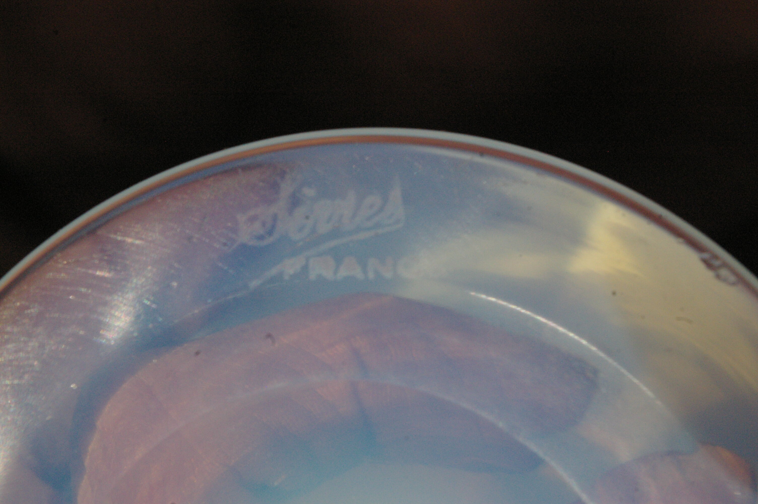 Vase balustre en opaline de Sèvres