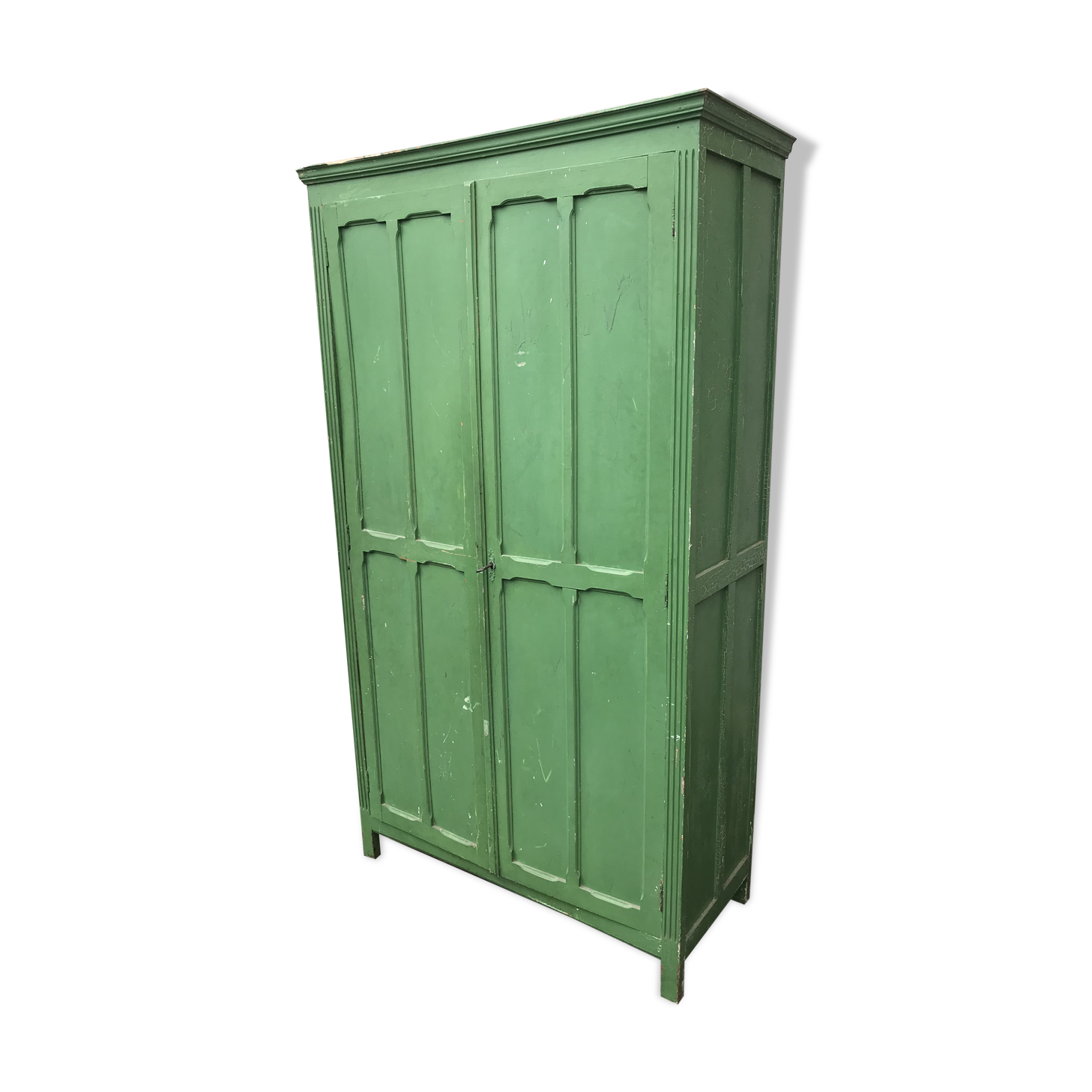 Green Parisian wardrobe