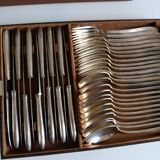 Ménagère métal argenté complète dans coffret 62 pièces