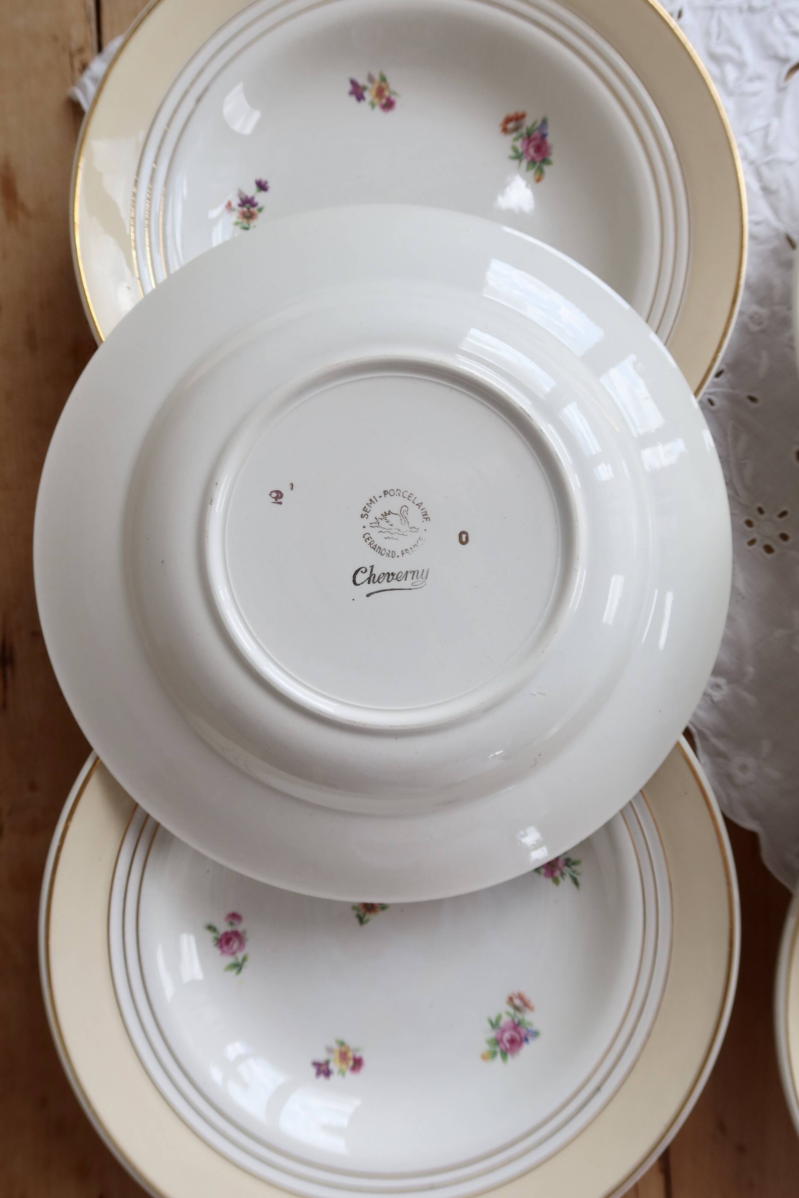 6 vintage Céranord "Cheverny" porcelain deep plates - Floral pattern