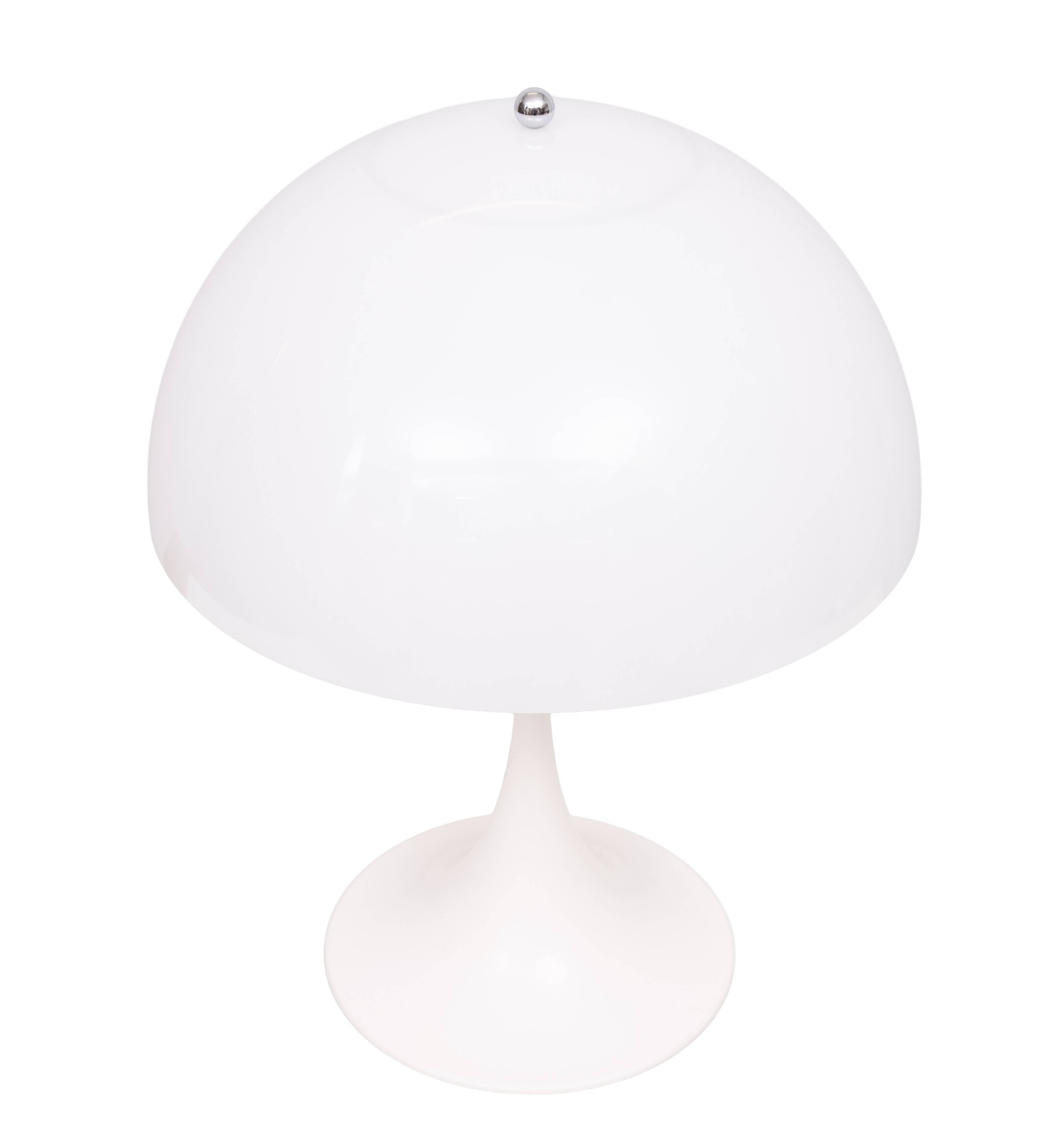 Iconic louis Poulsen Panthella Mushroom table lamp