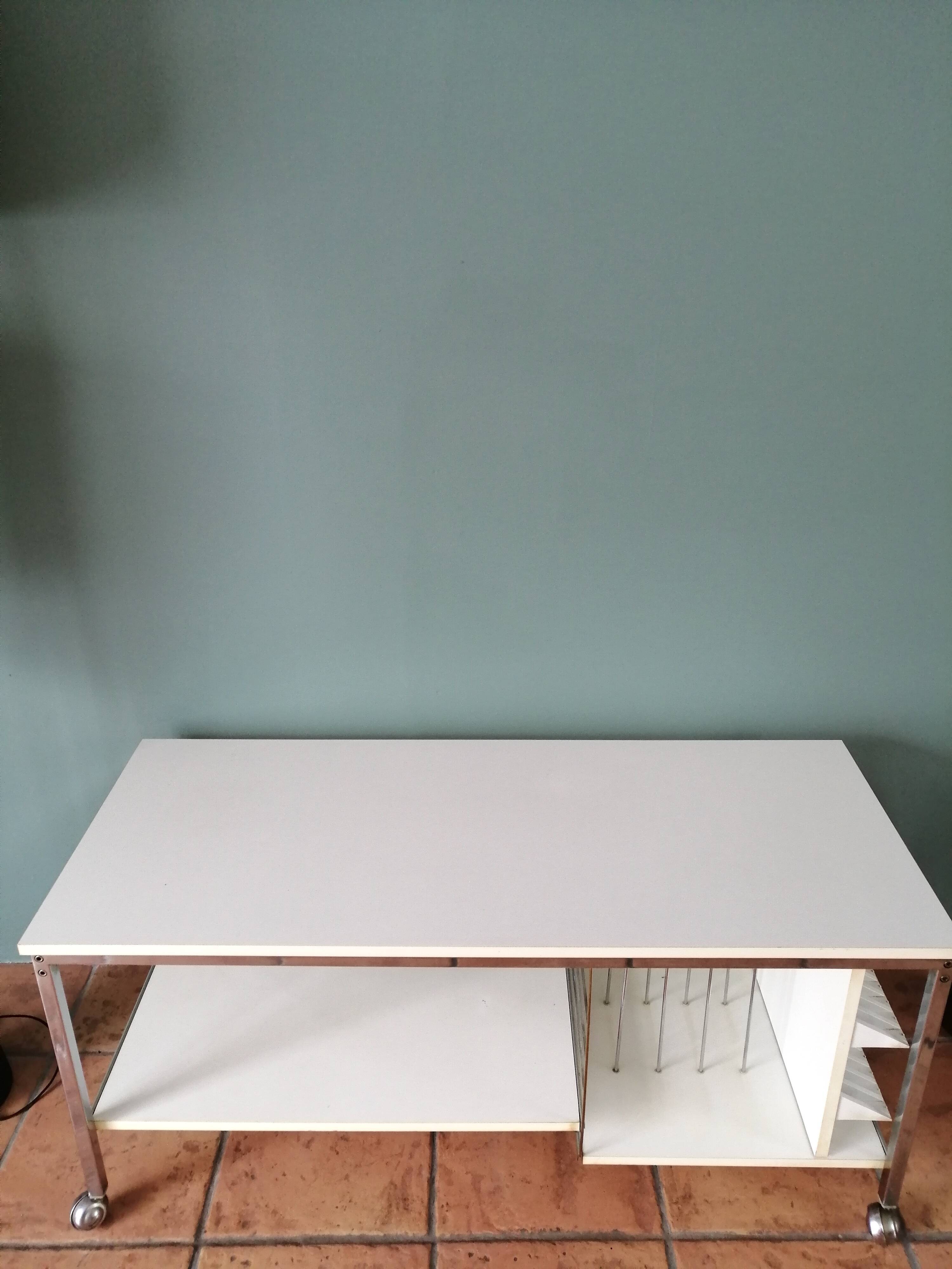 Table porte vinyles et cassettes années 60/70