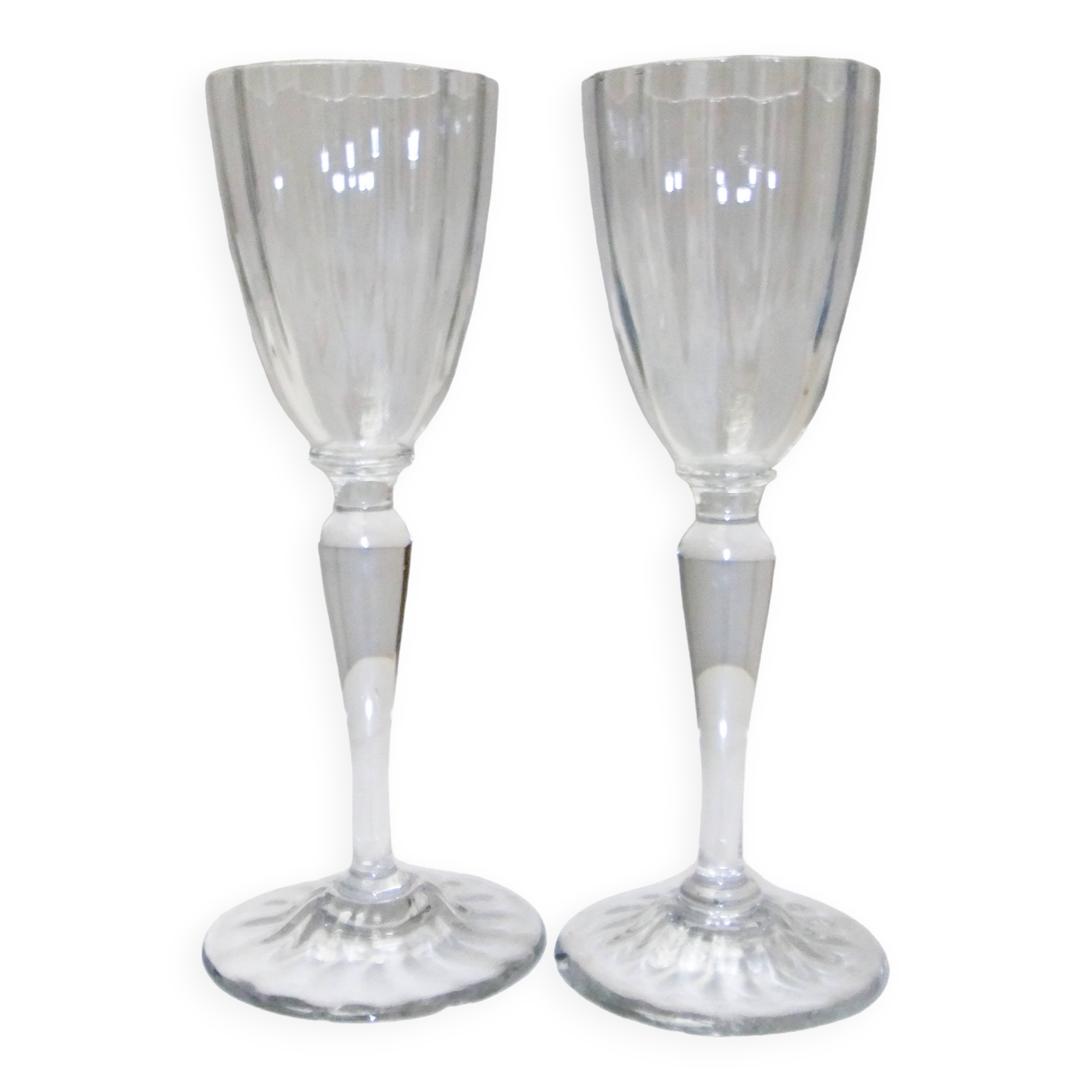 Old wine glass Daum Nancy crystal ribbed tableware