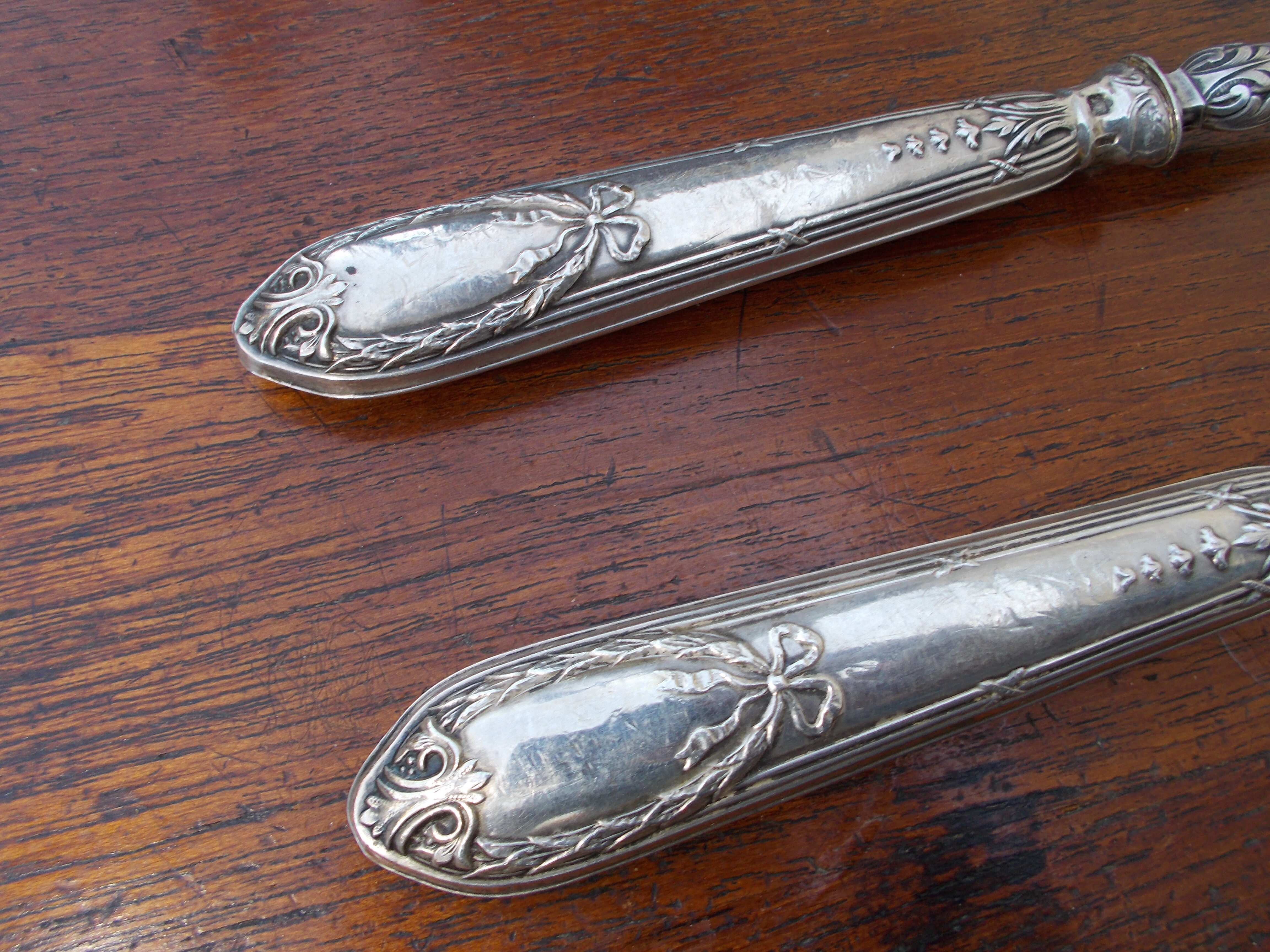 Service salad old handle silver stuffed punches Minerva
