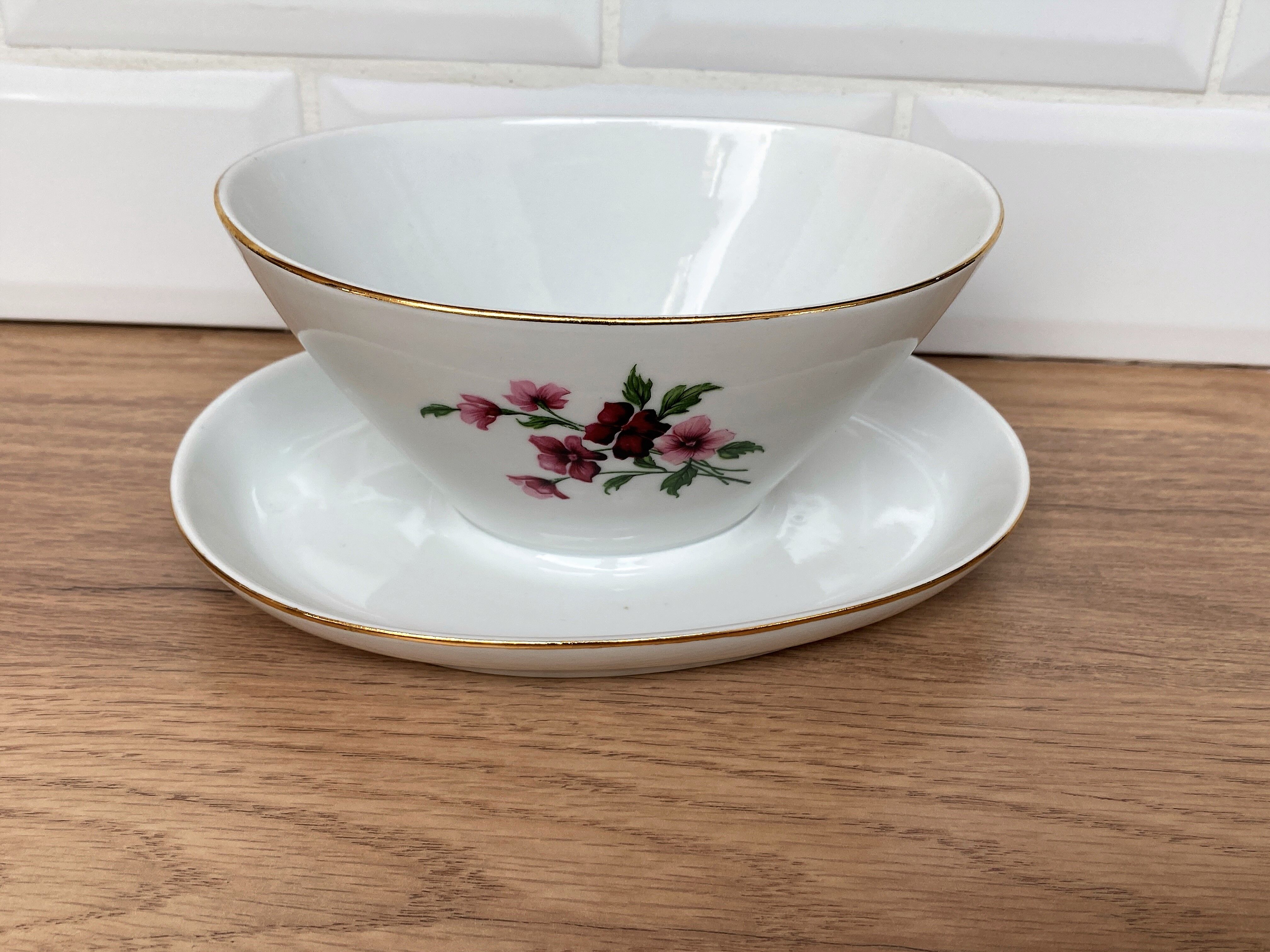 Set of 4 serving dishes