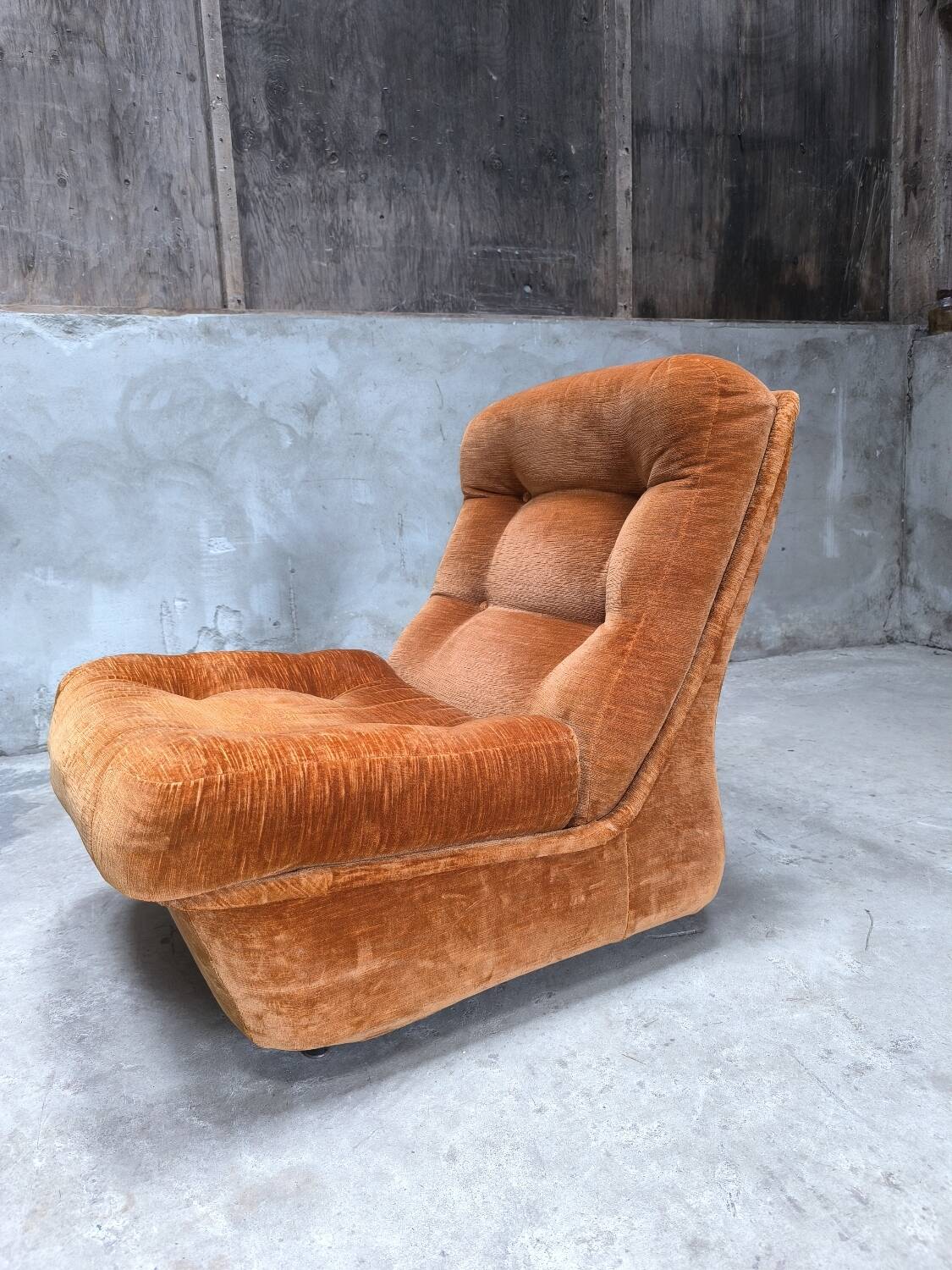 Airborne vintage armchair by Michel Cadestin