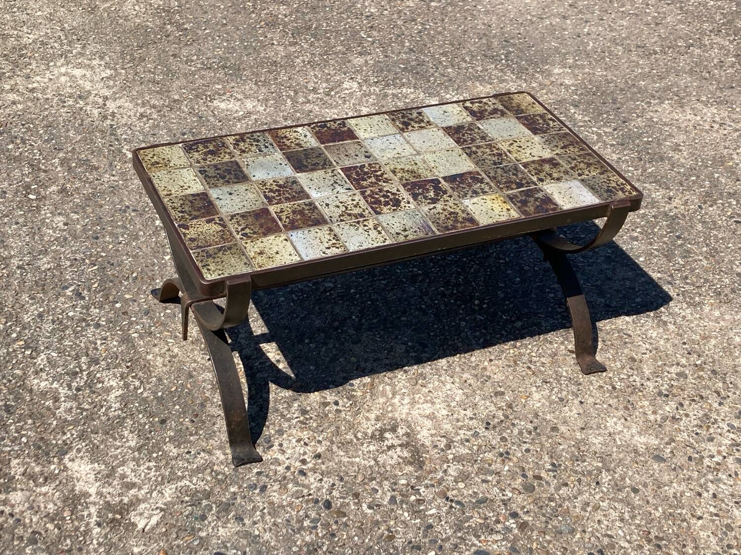 Ceramic coffee table