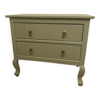 Vintage chest of drawers