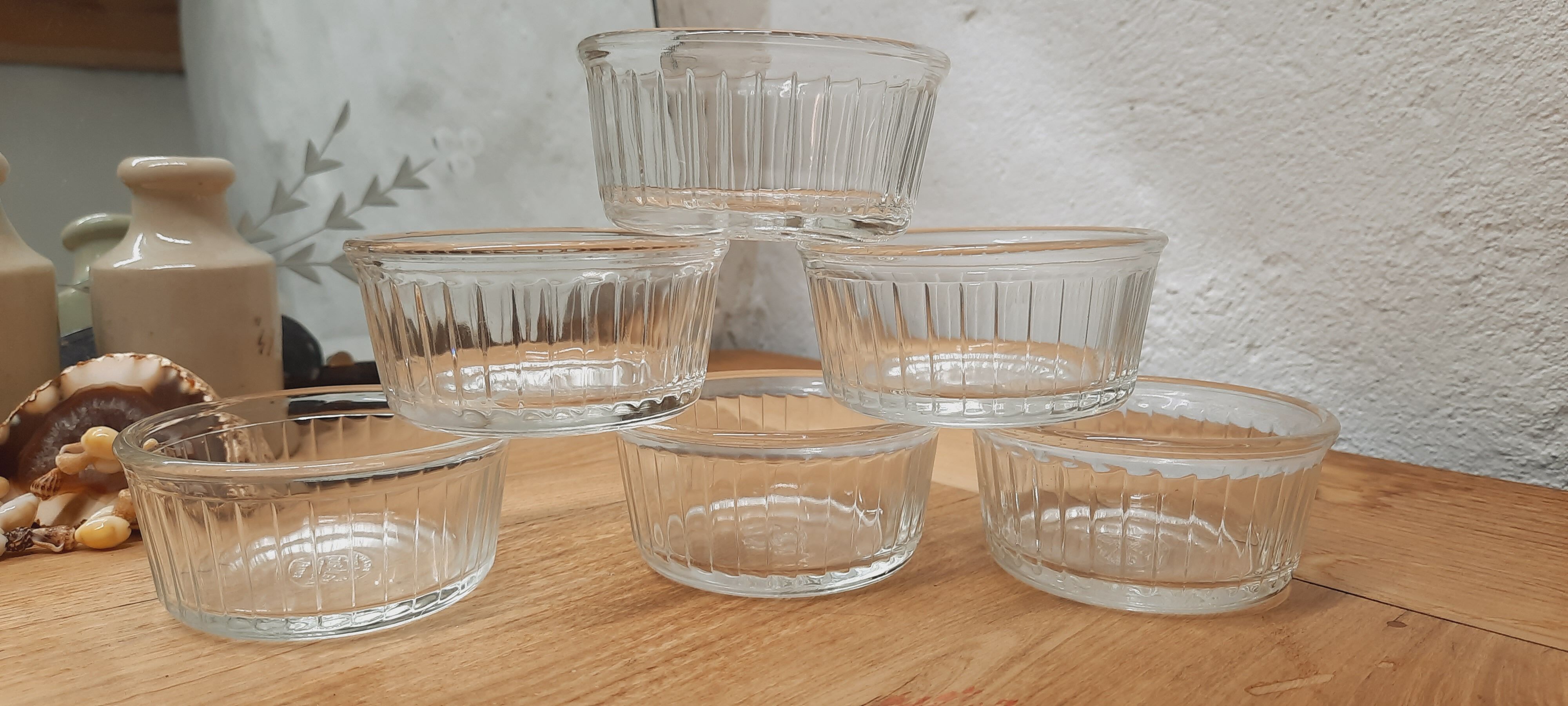 Lot 6 Duralex ramekins