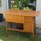 Bureau vintage années 50 pieds compas – bois clair – 100 x 50 cm