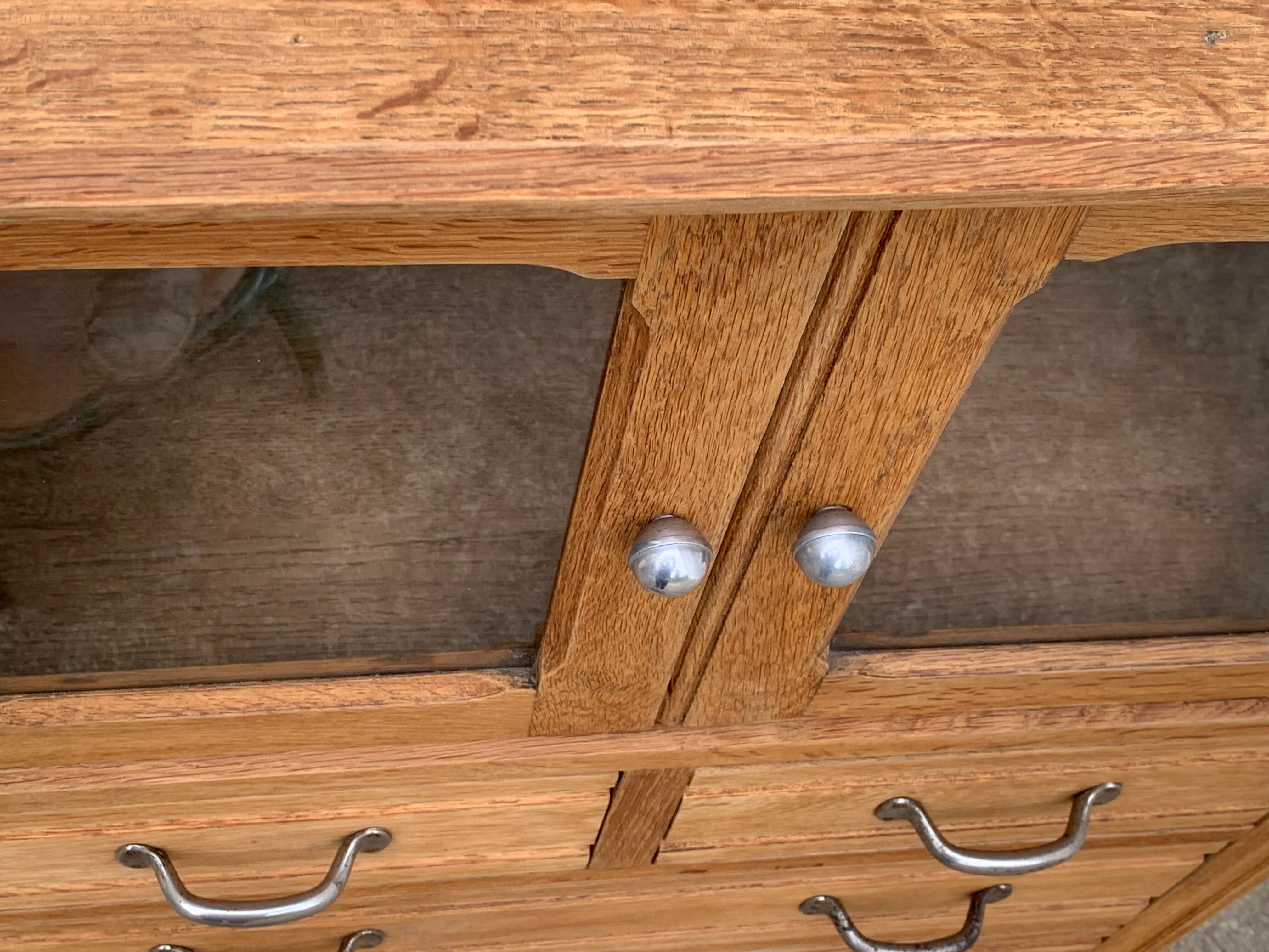 Buffet parisien vitré 1920 bois brut massif