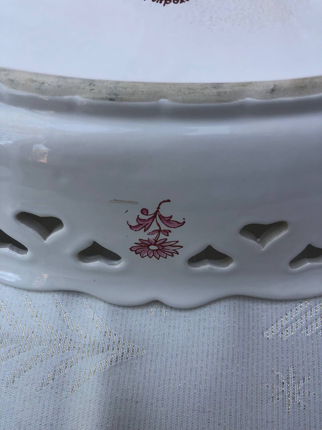 Moustiers fruit dish signed