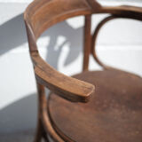 Curved wooden armchair Mundus vienna Austria, curved wooden chair, living room, bookcase, 20's