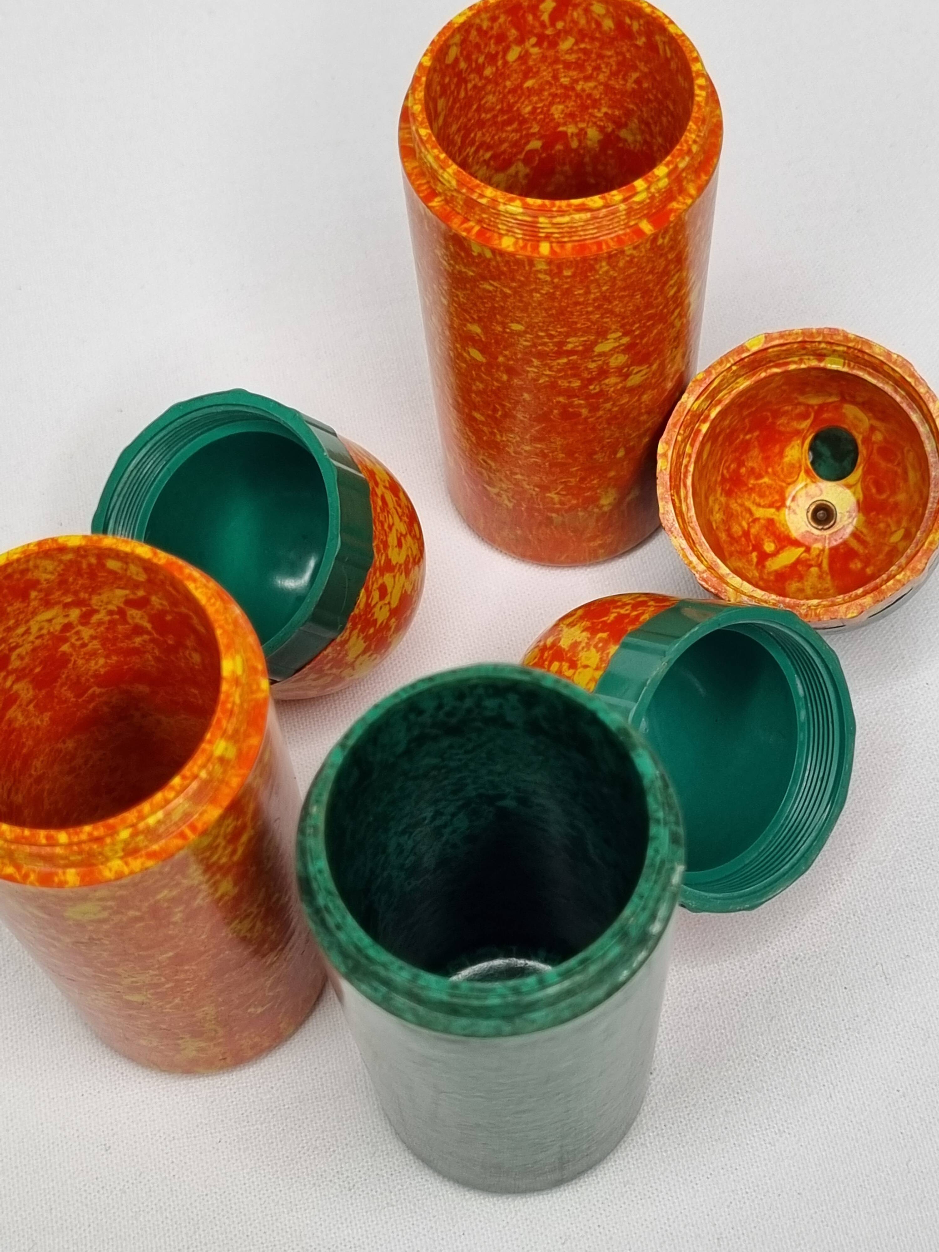 Set of three vintage Bakelite salt shakers, BEF British Made, 12.5 cm