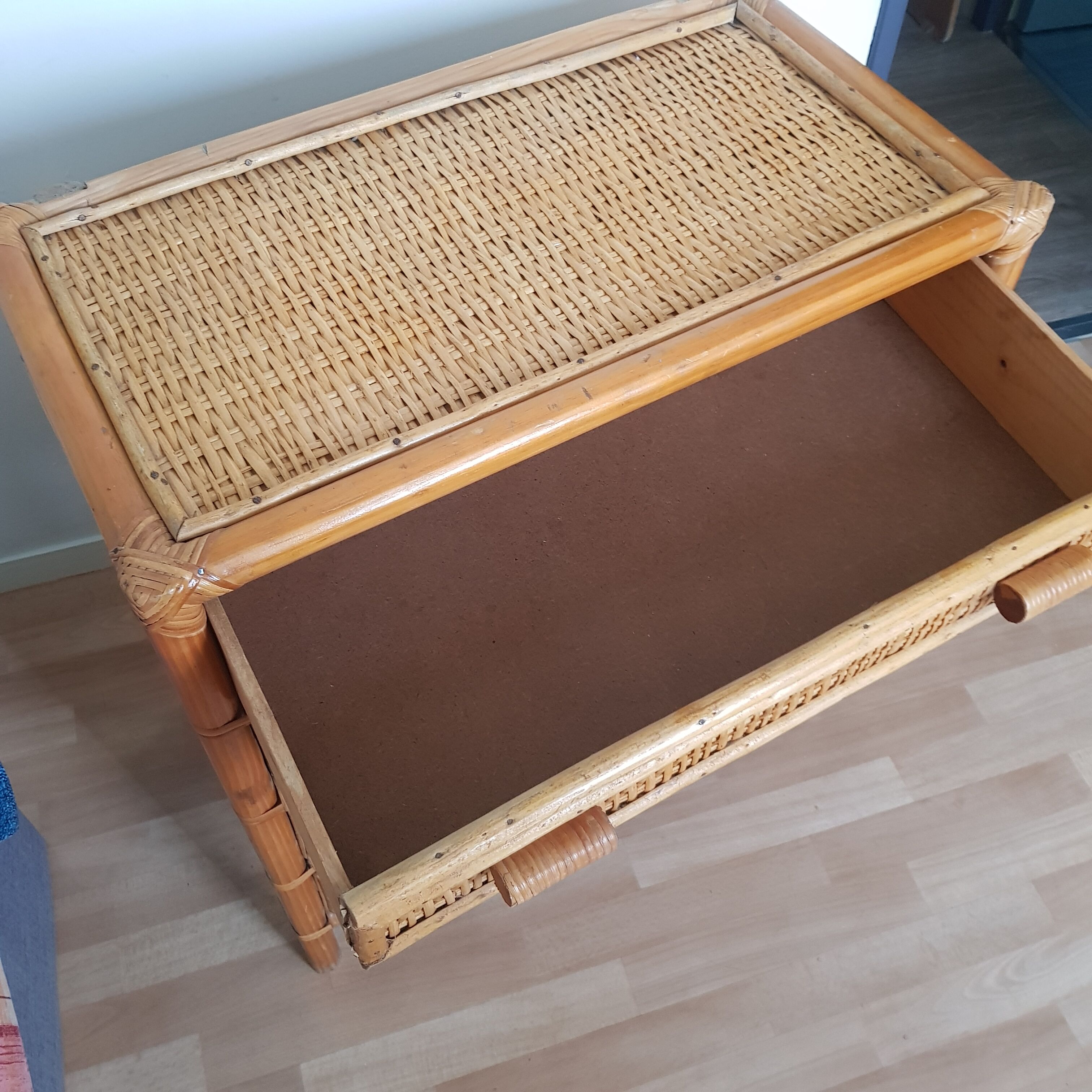 Rattan chest of drawers