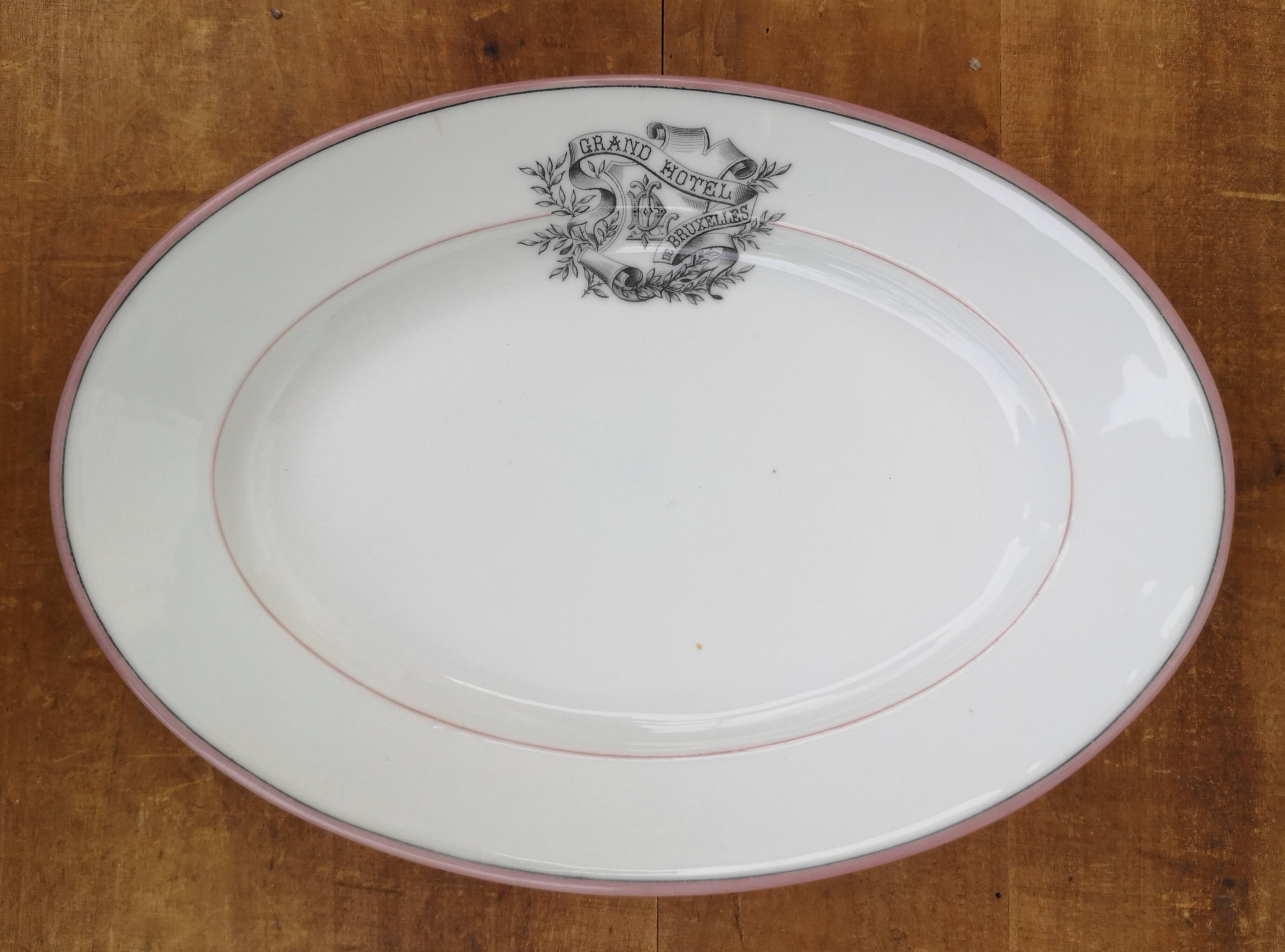 Old serving dish from the Grand Hôtel de Bruxelles